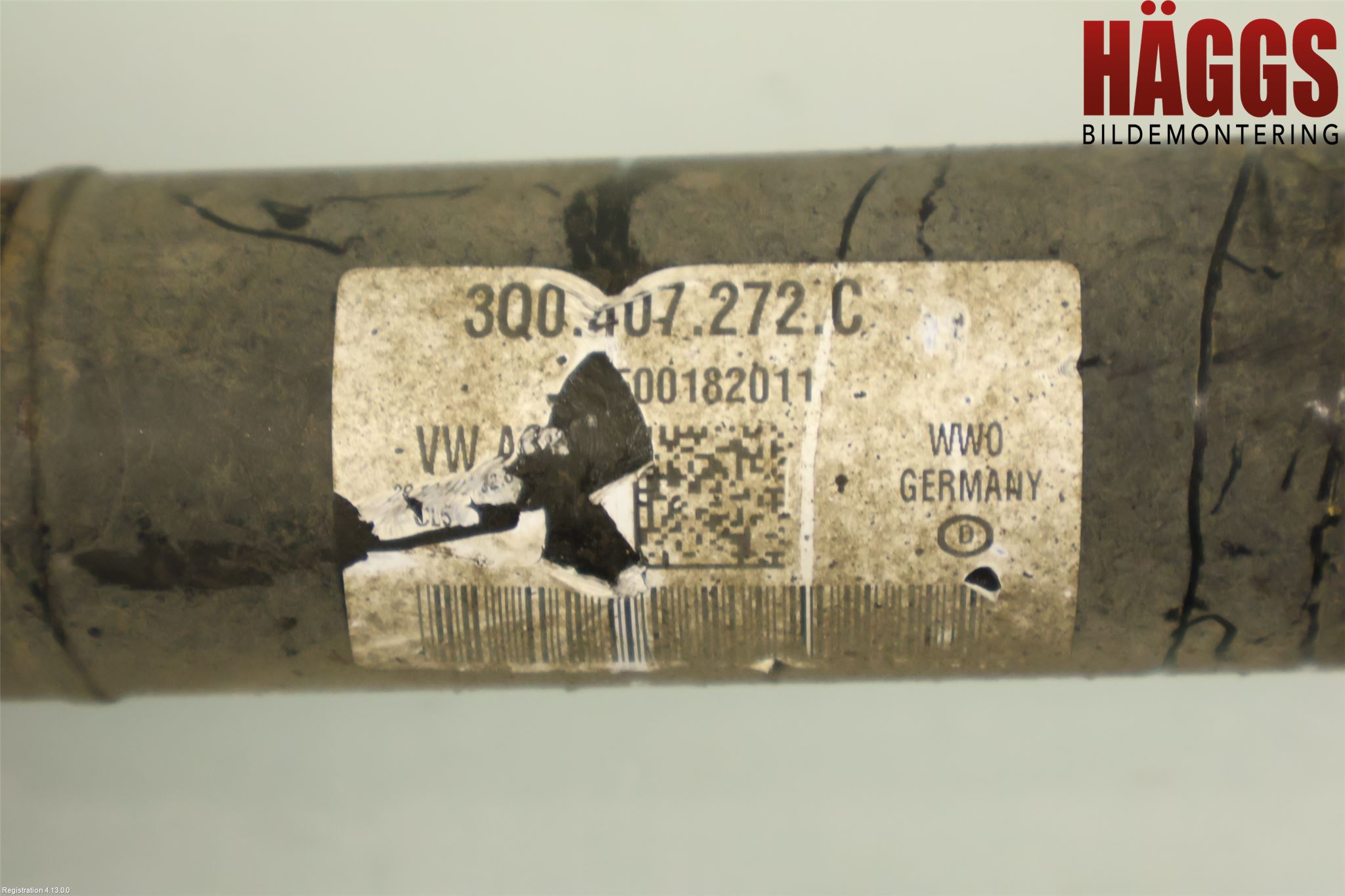 Volkswagen VW PASSAT 15-19 Drivaxel Fram Höger