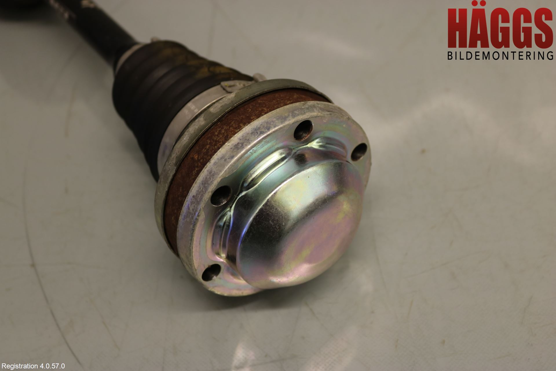 Volkswagen VW TIGUAN 16-24 Drivaxel Fram Vänster