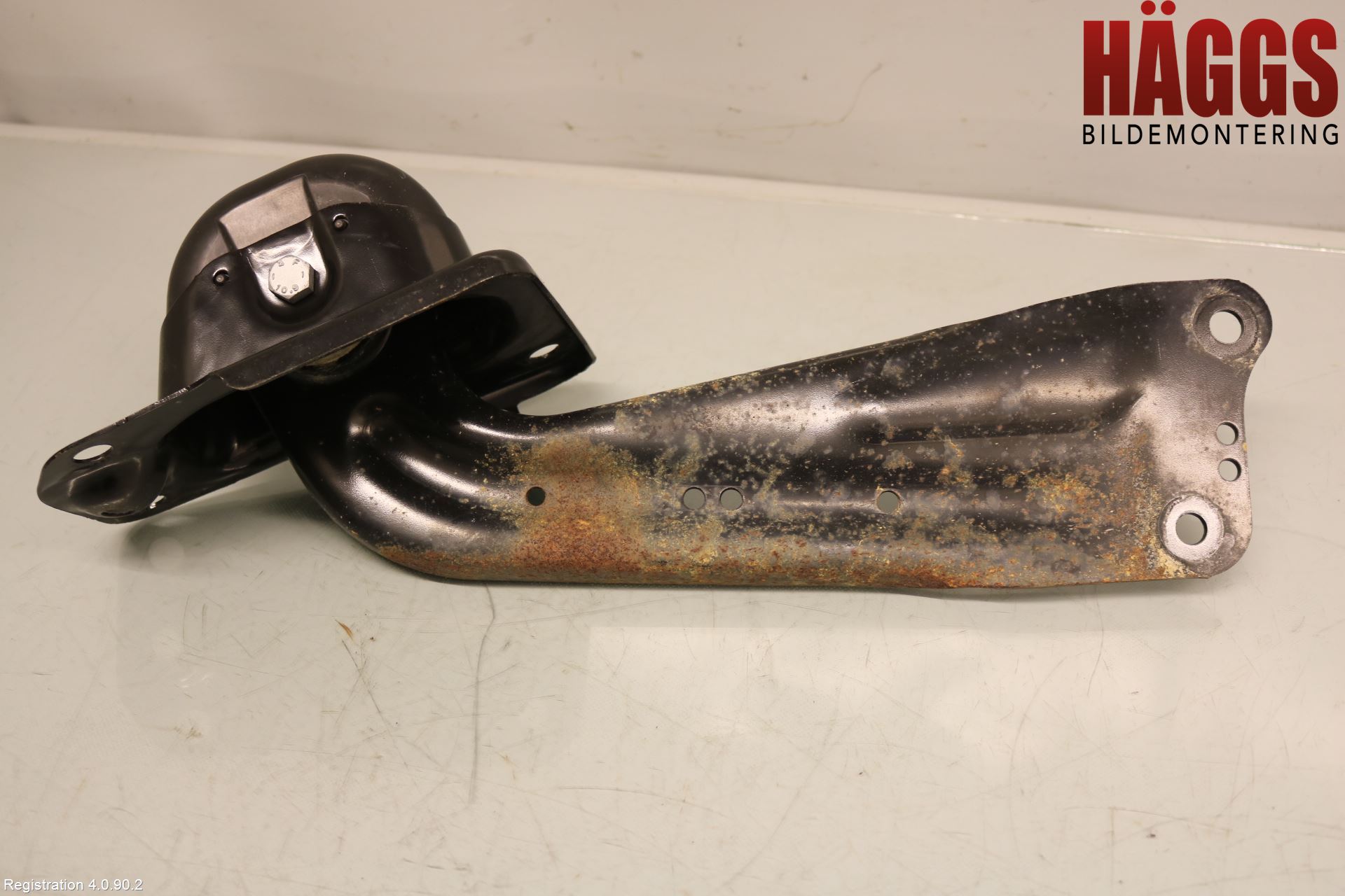 Volkswagen VW TIGUAN 16-24 Bärarm Bak Höger