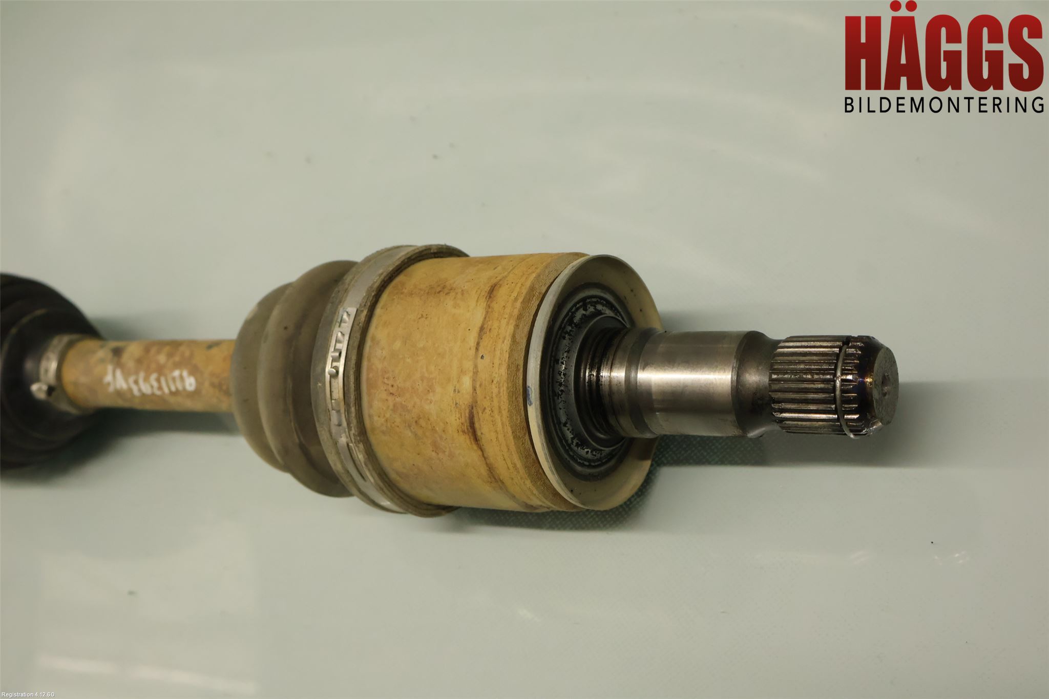 Mitsubishi L200 16-23 Drivaxel Fram Vänster