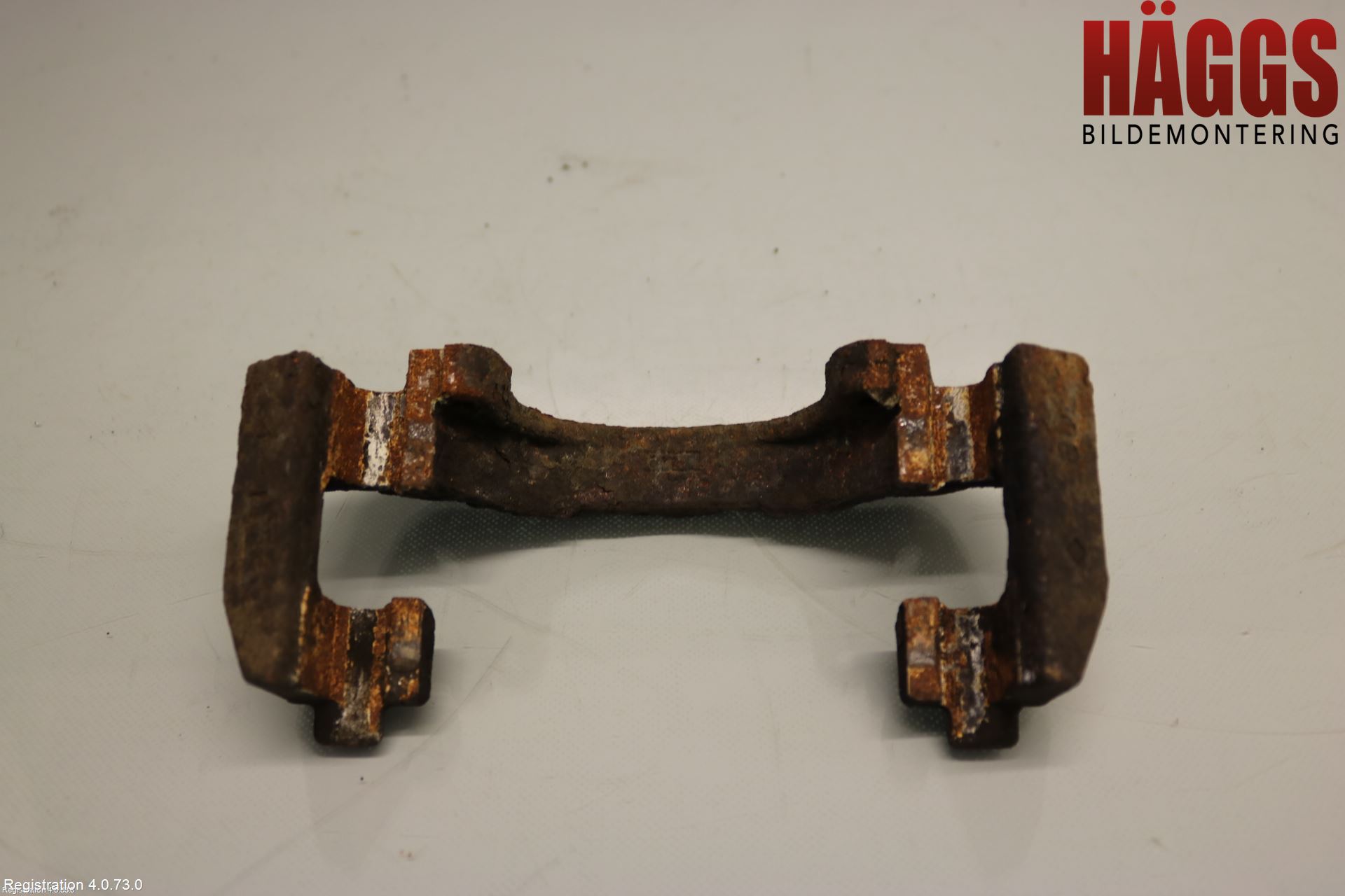 BMW 5 E60/61 Sed/Tou 02-10 Bromsokshållare