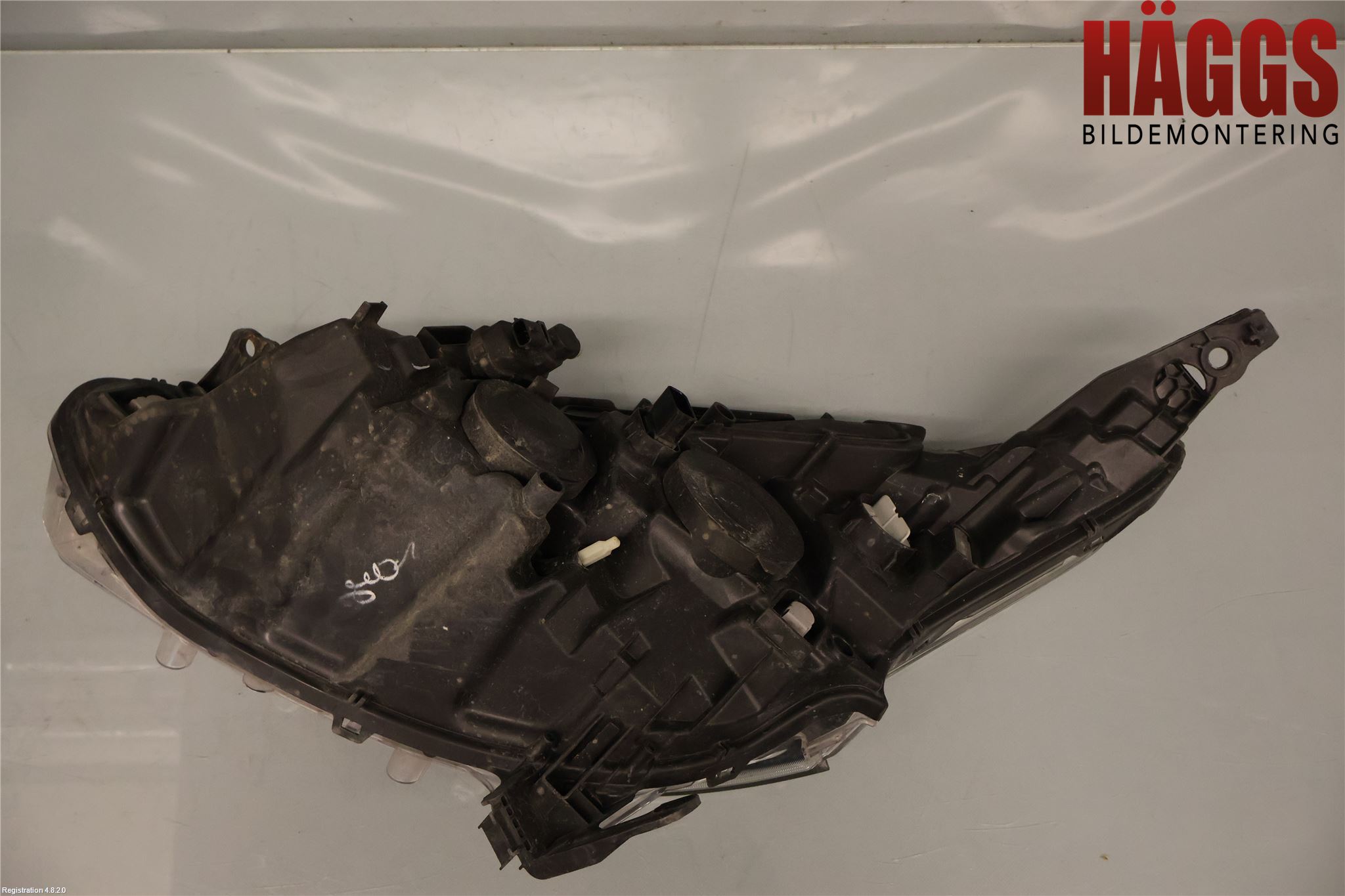 Peugeot PEUGOT 208 16-19 Strålkastare Höger