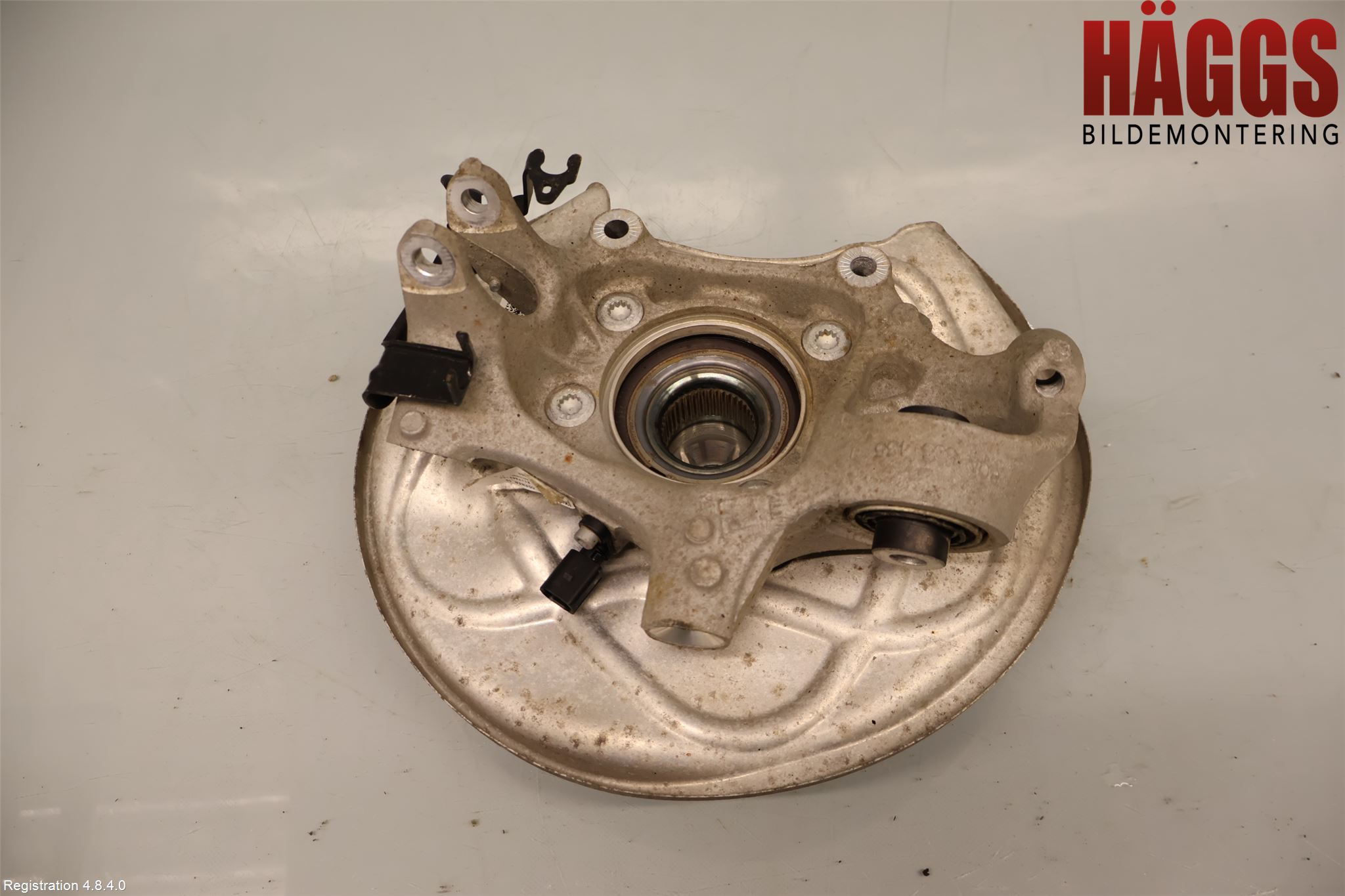 Audi Q5/SQ5 17- Hjullagerhus Bak Vä