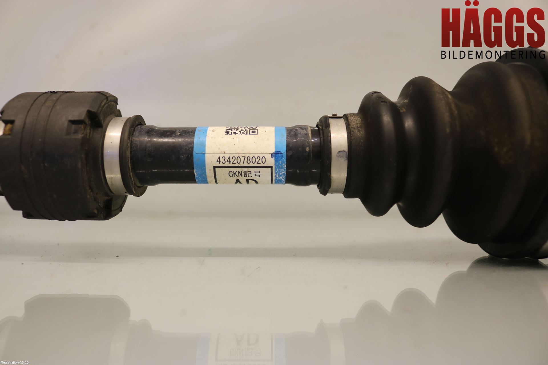 Lexus NX 300h 15-21 Drivaxel Fram Vänster