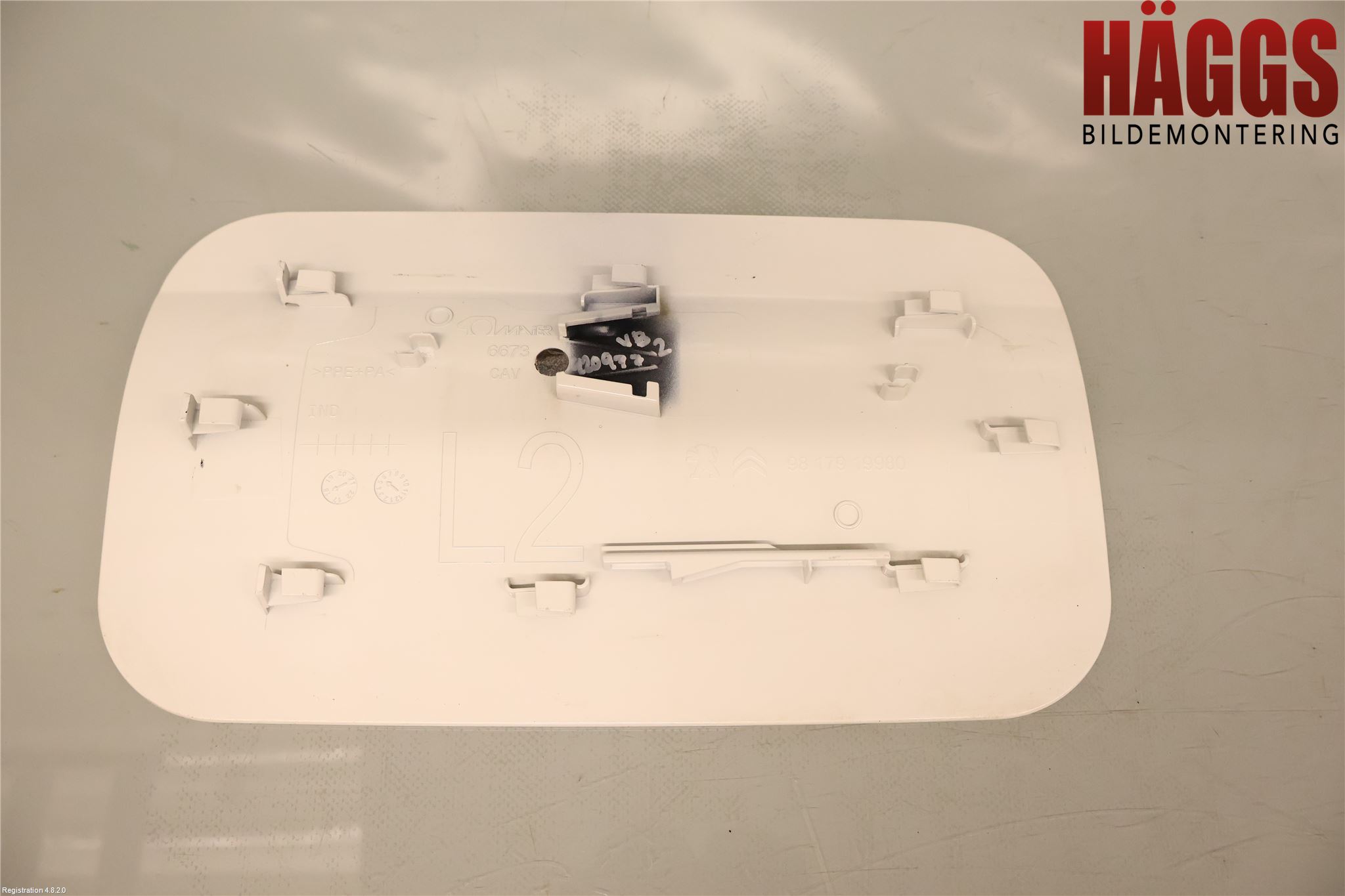 Peugeot PARTNER/E-PARTNER 19- Tanklucka
