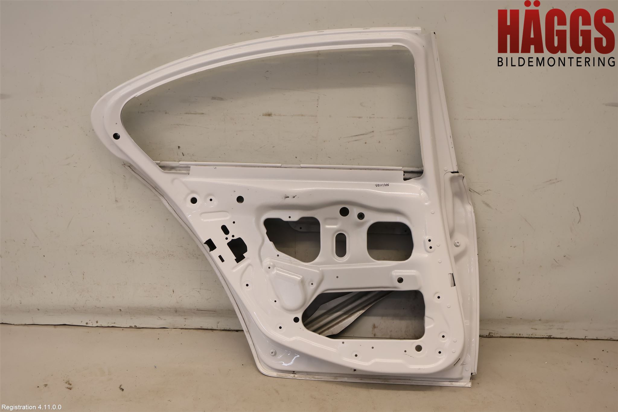 BMW 5 F10/F11/F18 09-17 Dörr Bak Vänster