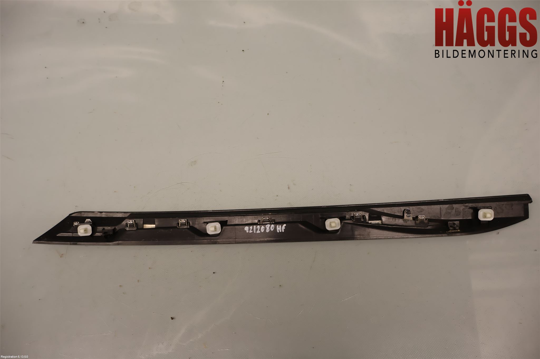 Peugeot 3008 17-24 List Framskärm Hö