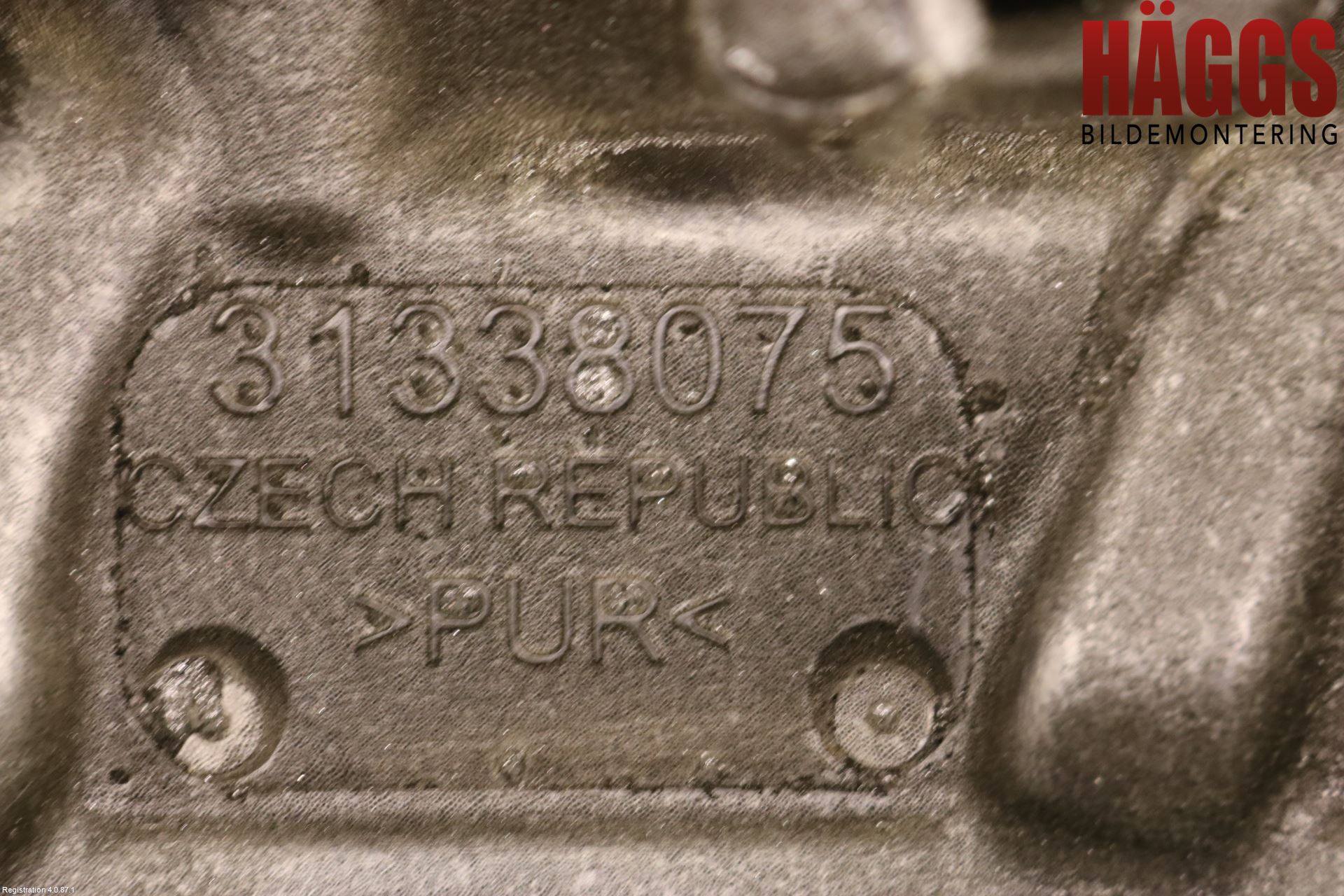 Volvo V90 17->> Motorkåpa