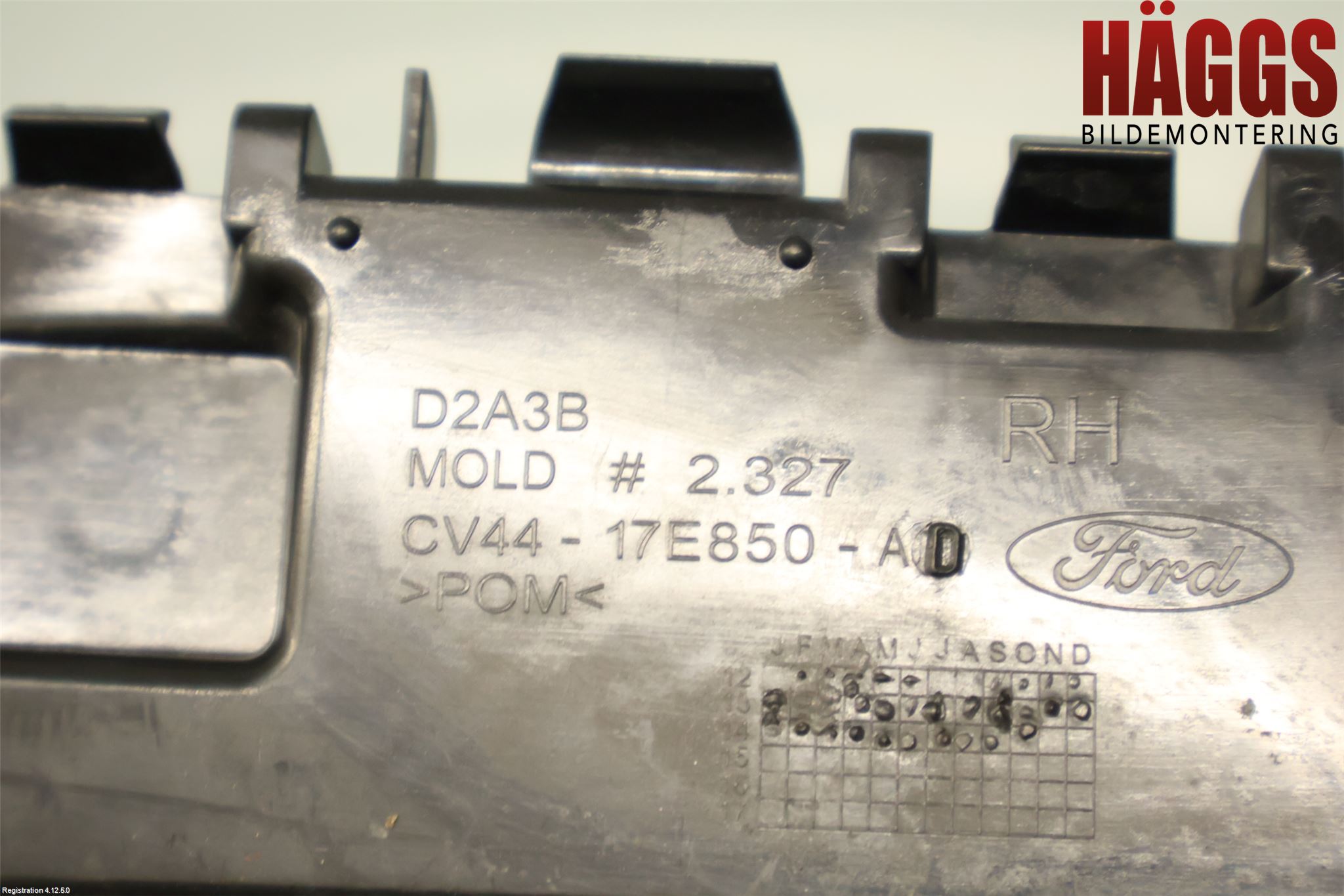 Ford KUGA 13-16 Stötfångarfäste Bak Hö
