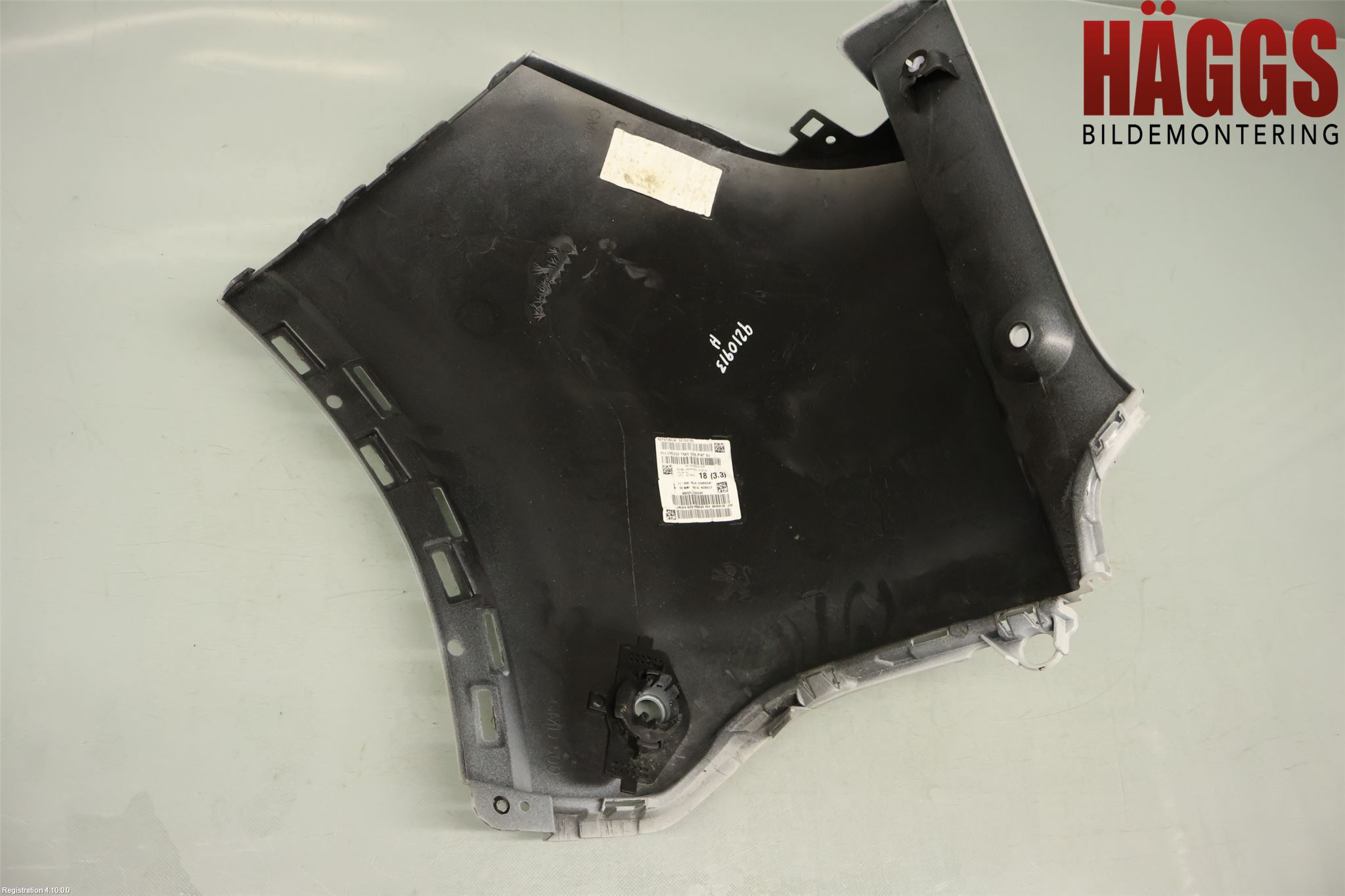 Peugeot 2008/E-2008 20- Stötfångardel Bak Hö