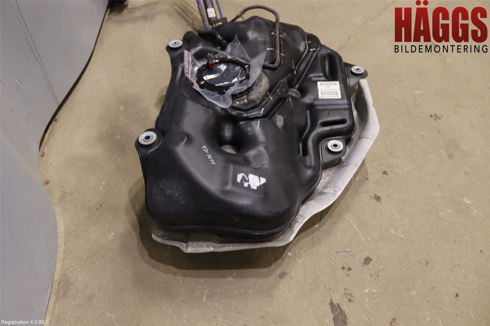 Toyota COROLLA 19- Bränsletank Insprutning