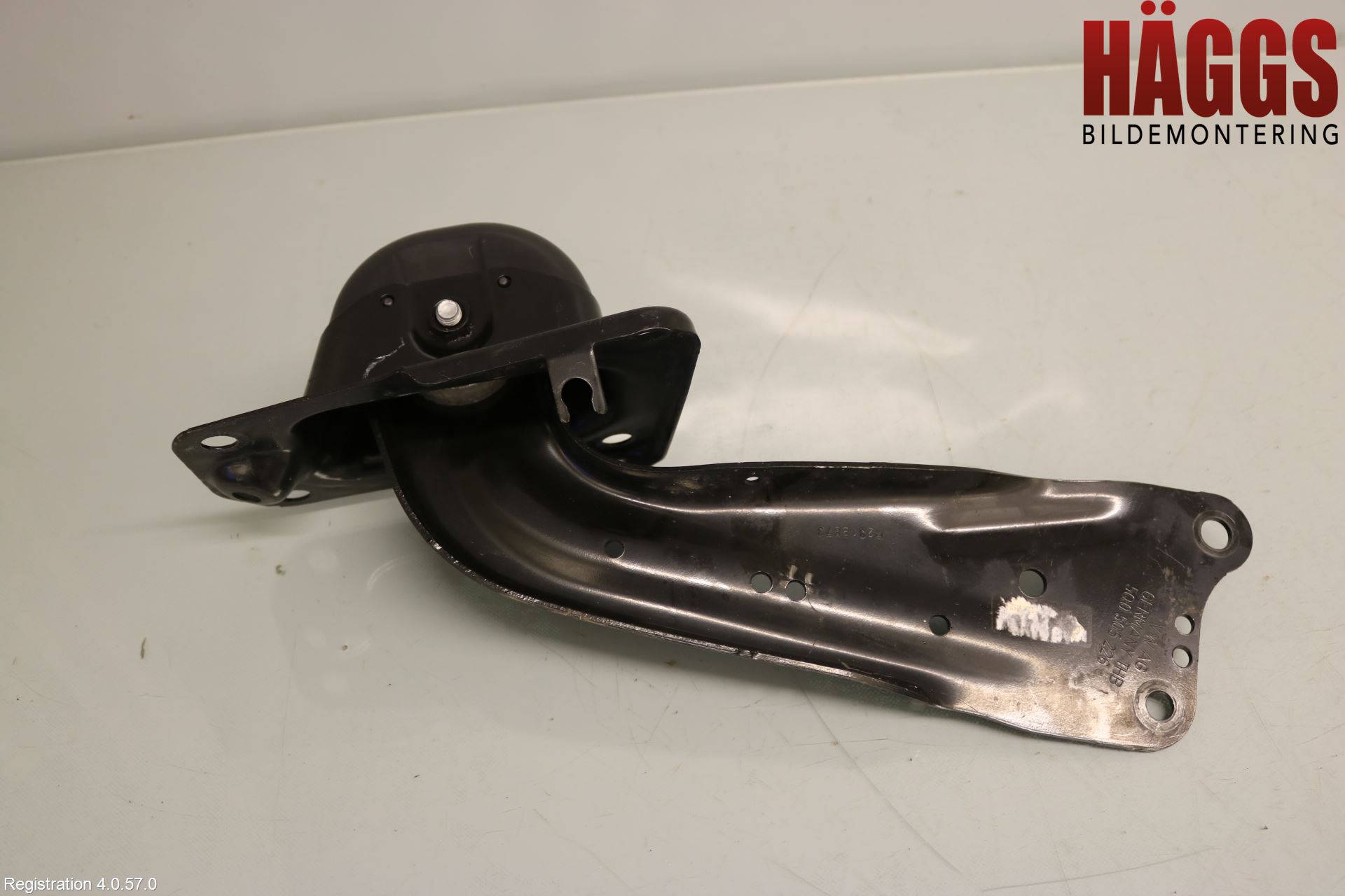 Volkswagen VW PASSAT 15-19 Bärarm Bak Höger