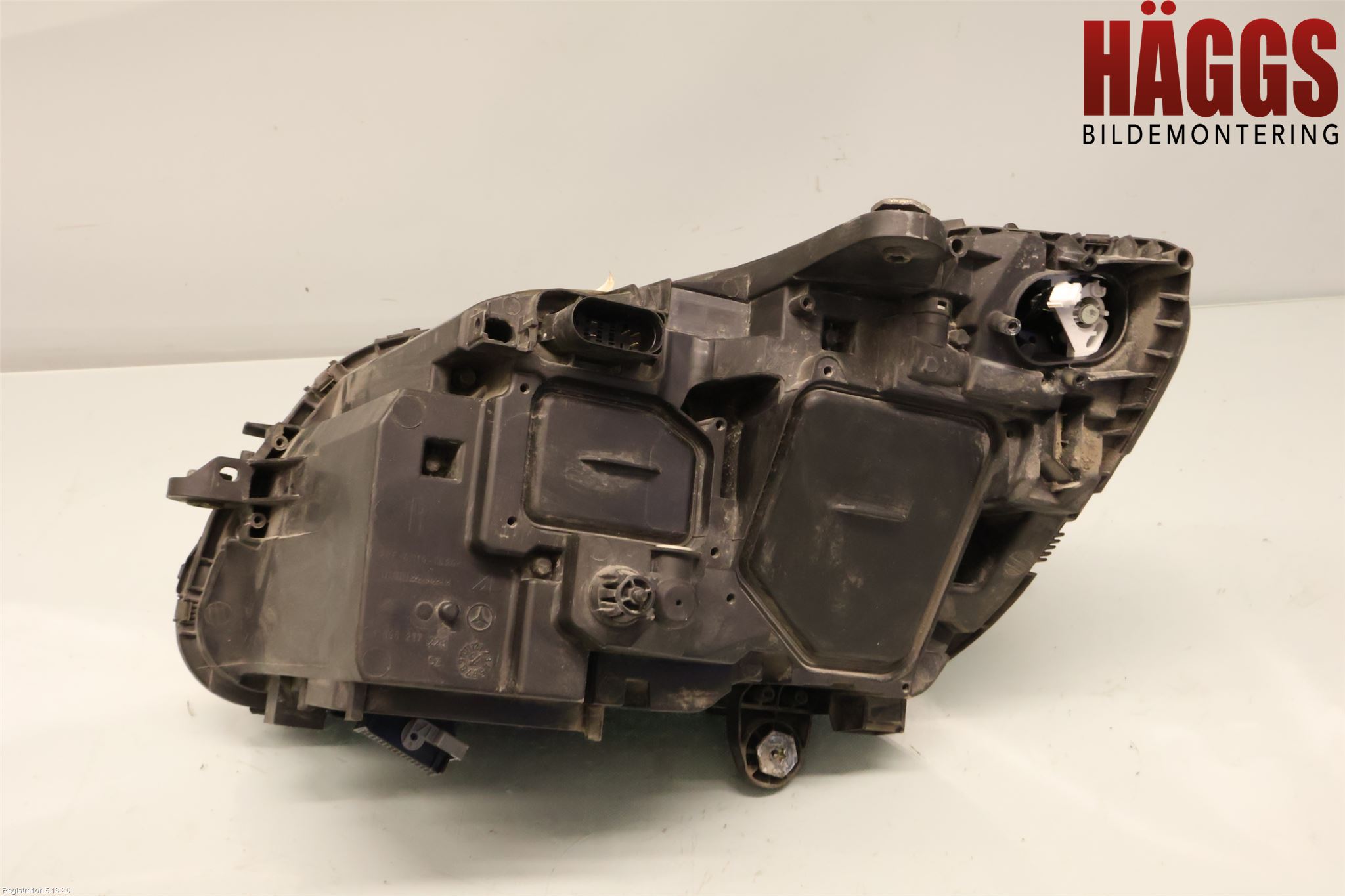 Mercedes-Benz MB C-KLASS (W205) 14-21 Strålkastare Höger