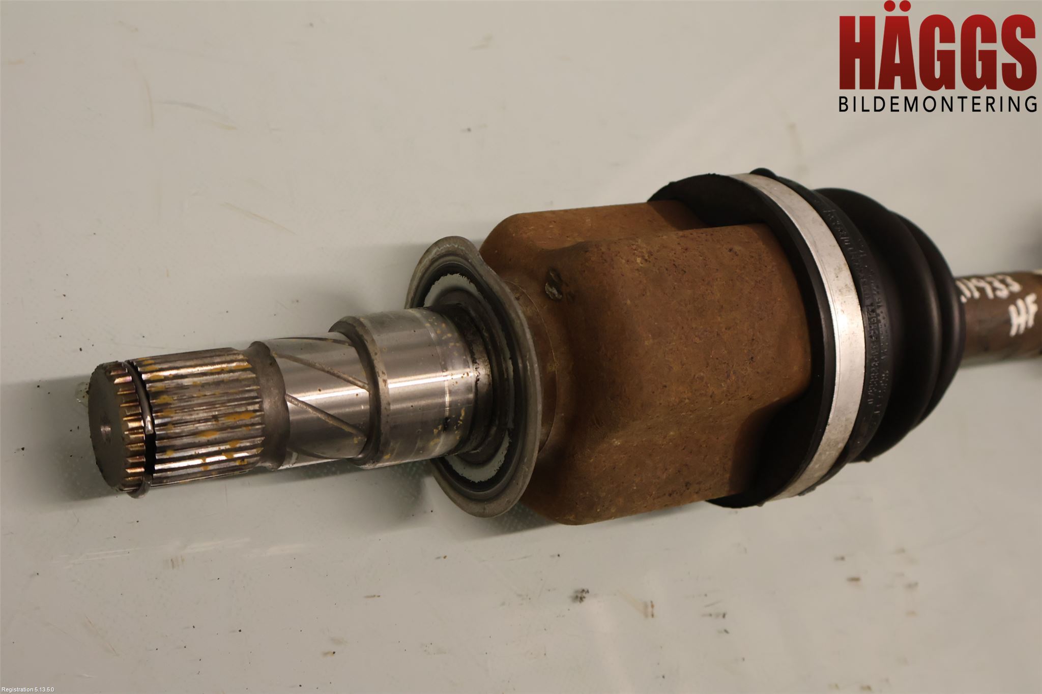 Nissan NAVARA 05-16 Drivaxel Fram Höger