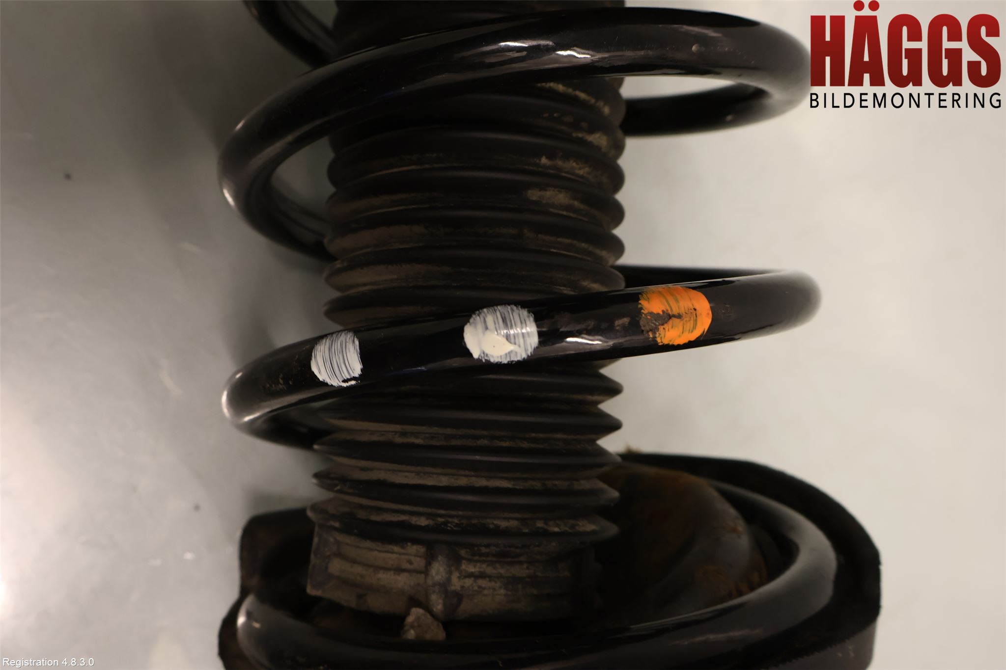 Ford FOCUS 11-14 Fjäderben Fram Vänster