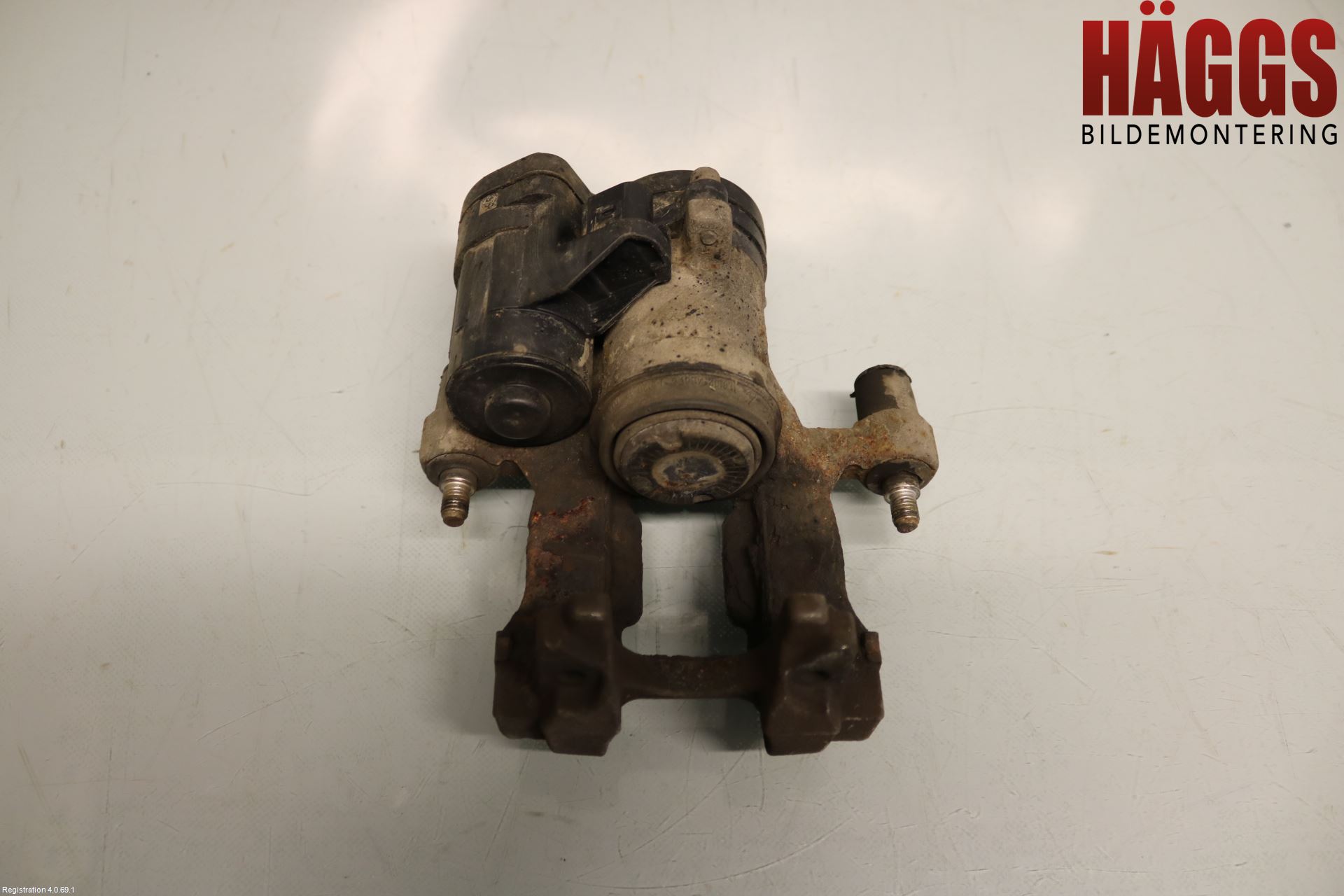 Volkswagen VW PASSAT 15-19 Bromsok Bak Vänster