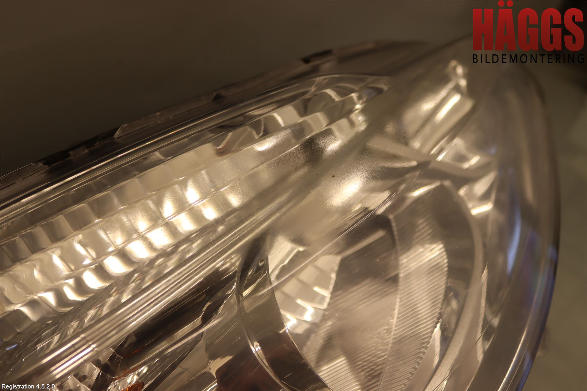 Peugeot 208 12-15 Strålkastare Höger