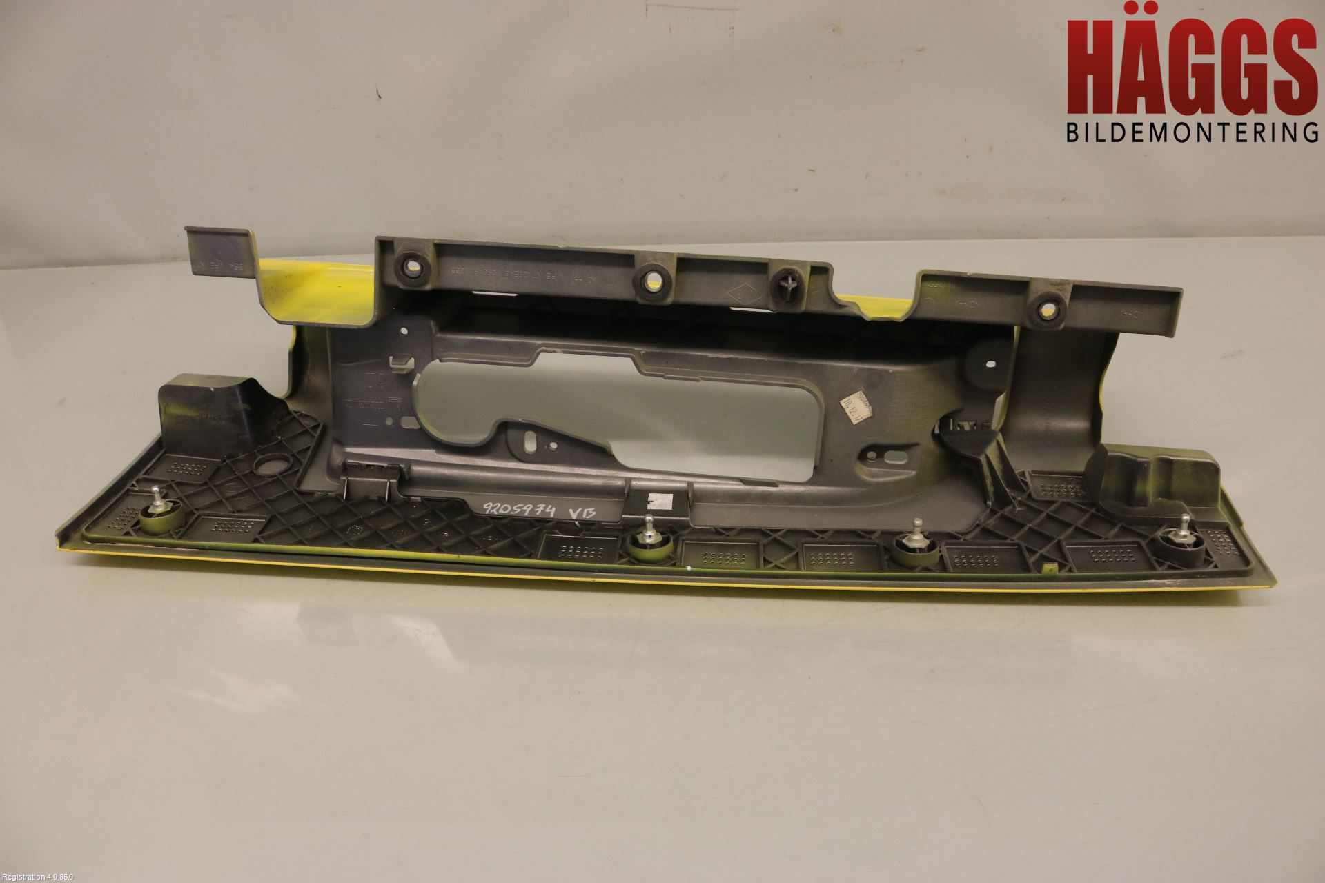 Opel VIVARO 15-19 Bakljussarg