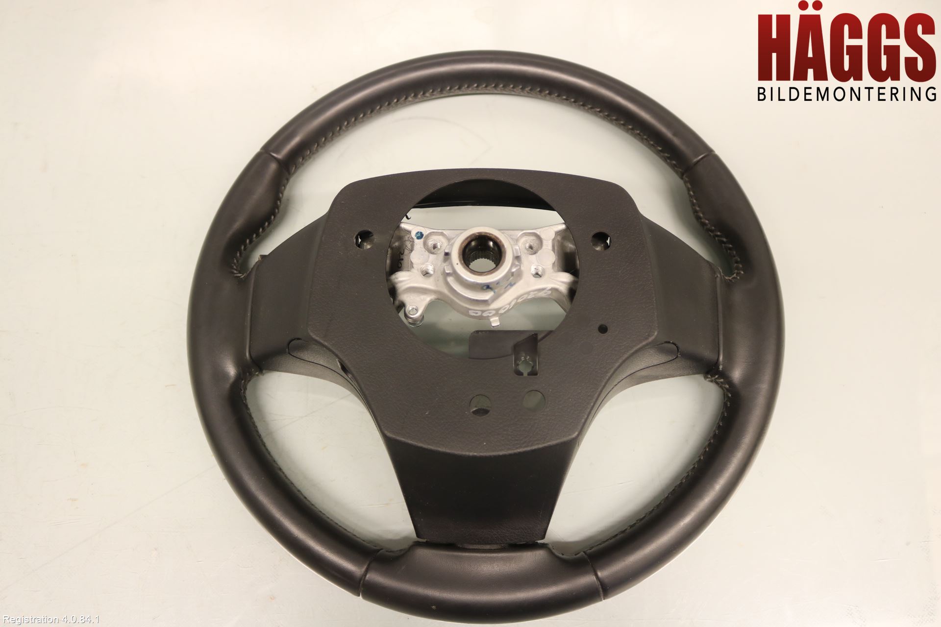 Toyota AVENSIS 16-18 Ratt