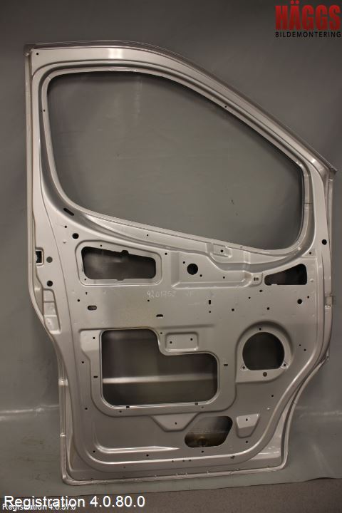 Opel VIVARO 01-14 Dörr Fram Vänster