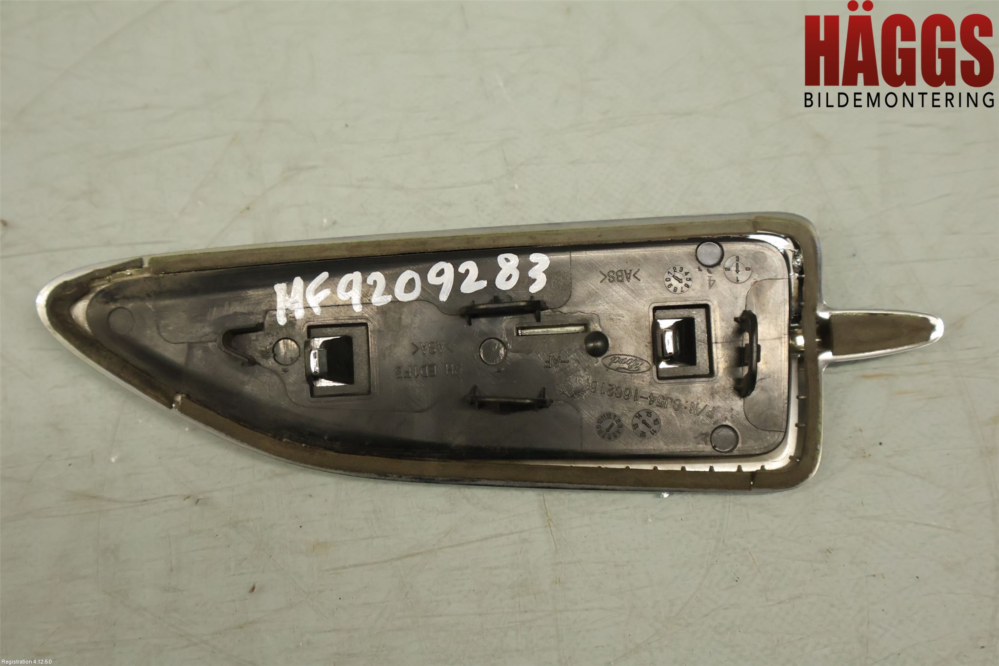 Ford KUGA 13-16 List Framskärm Hö