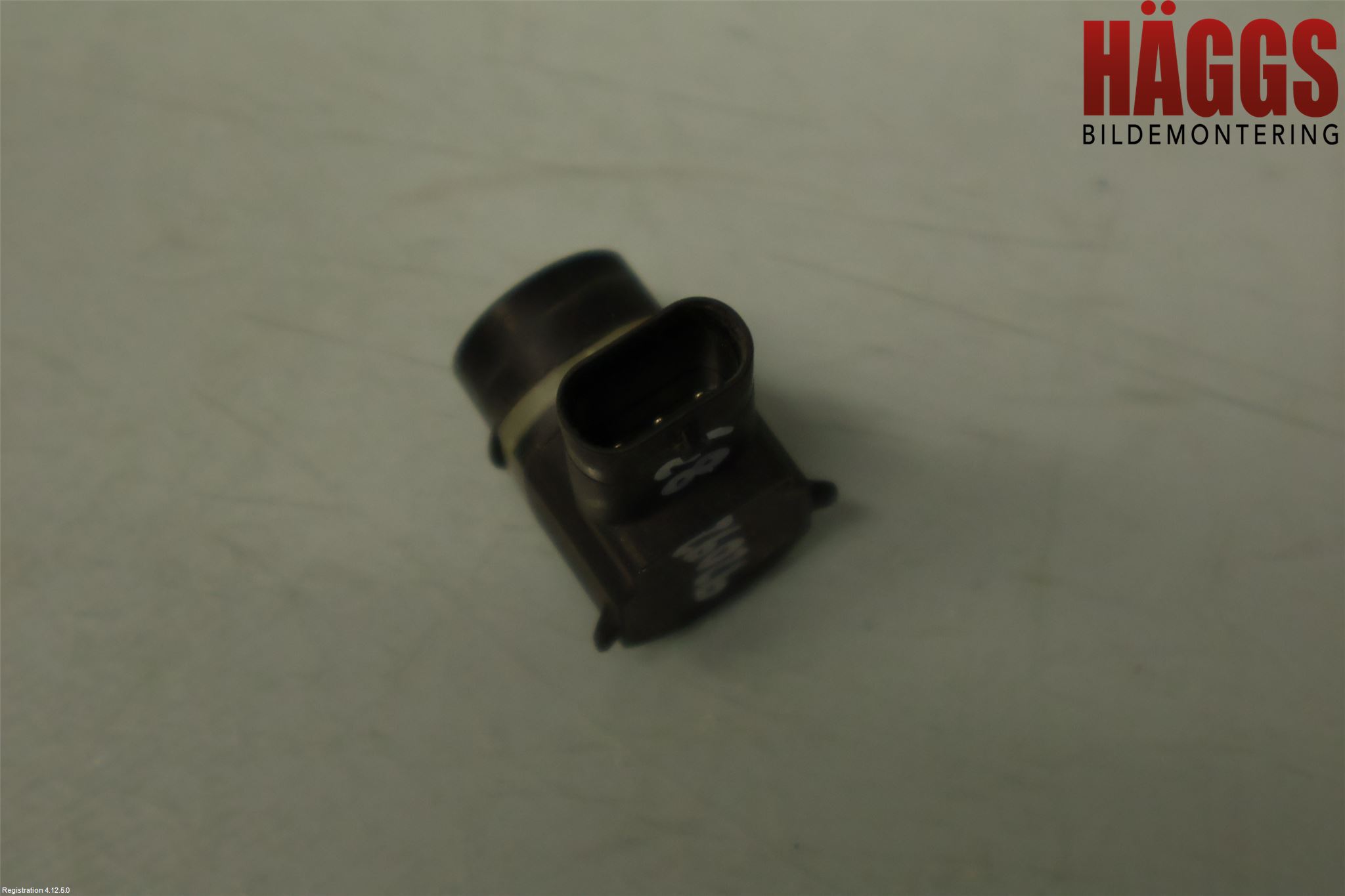 Ford KUGA 13-16 Parkeringshjälp Frontsensor