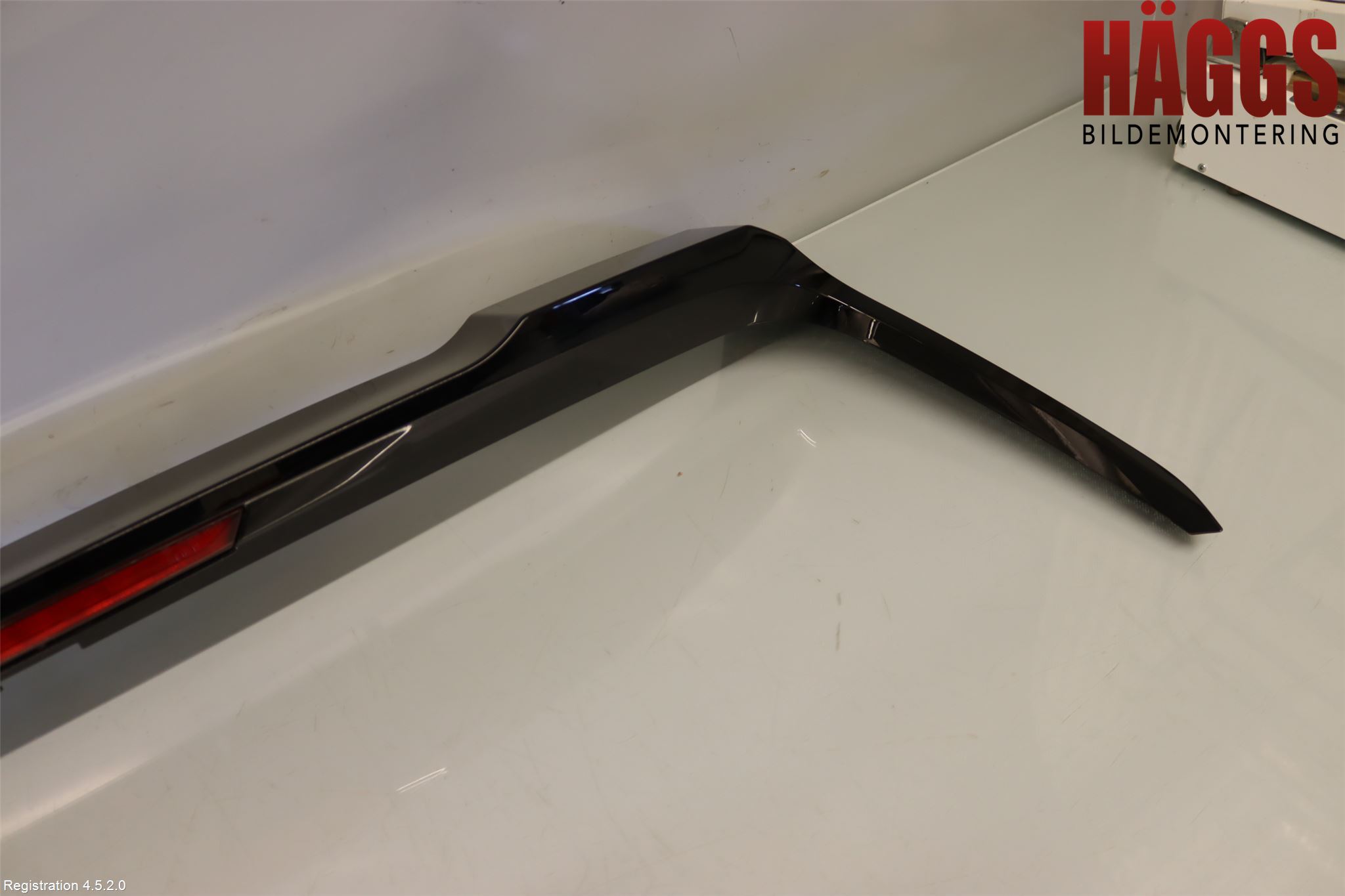 Lexus NX 300h 15-21 Spoiler Baklucka