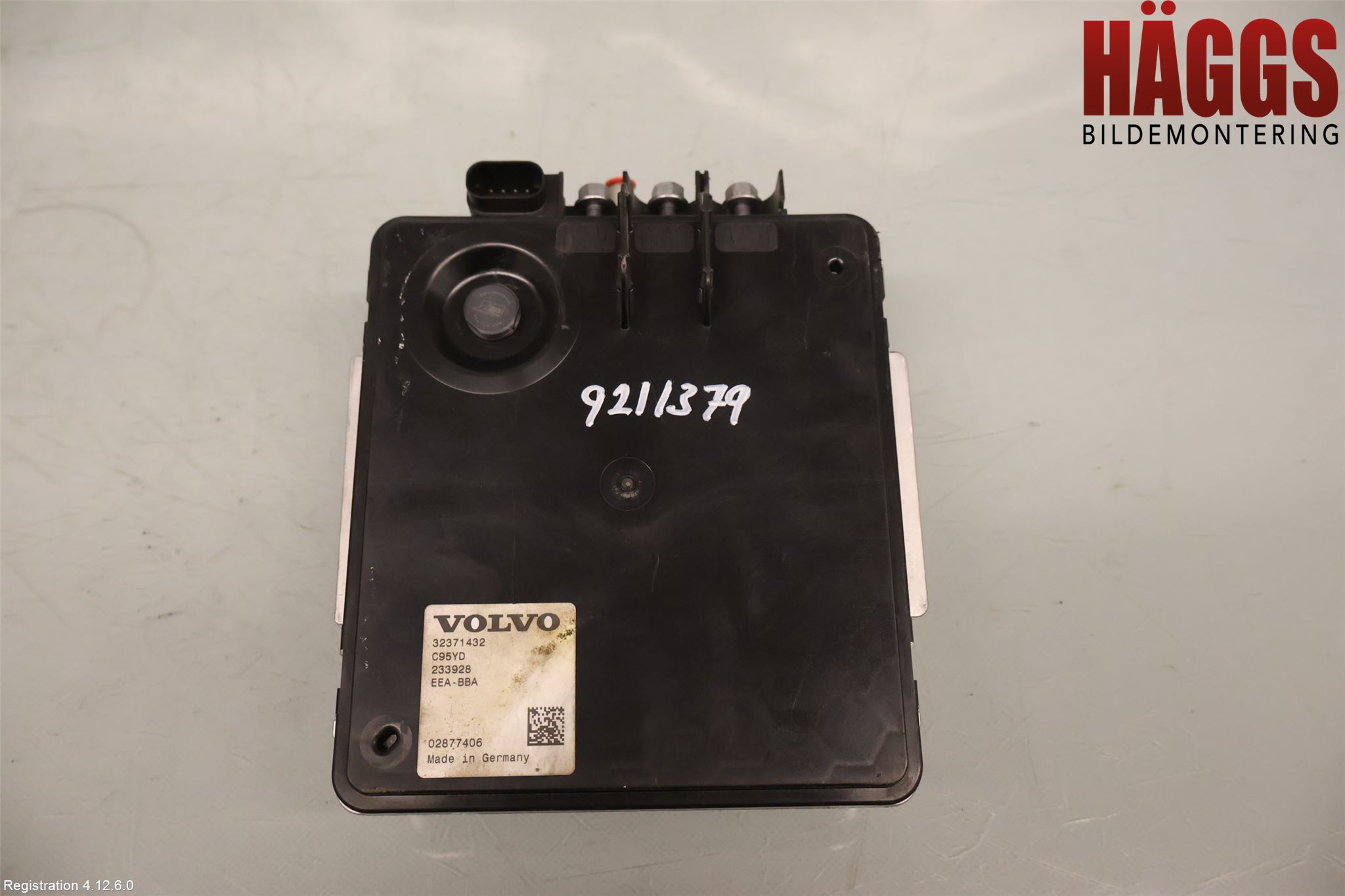 Volvo V60 CROSS COUNTRY 19- Converter