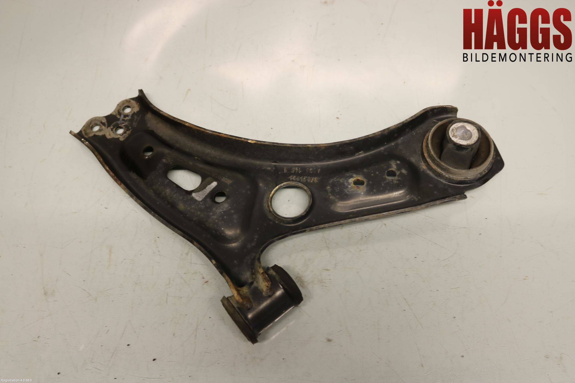 Fiat 500X 15- Bärarm Fram Undre Vä