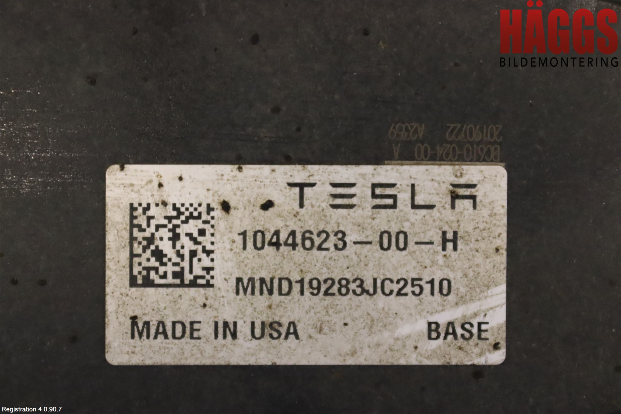 Tesla MODEL 3 17- Bromsok Bak Vänster