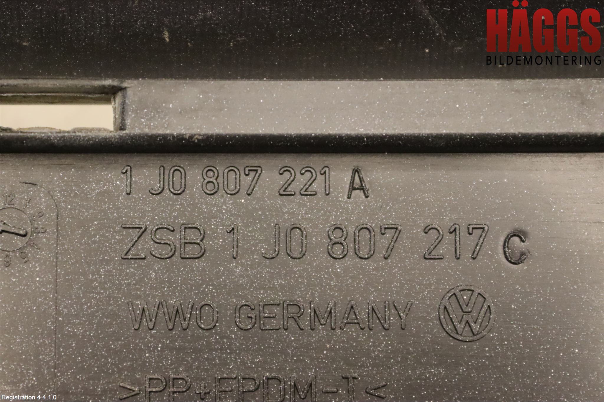 Volkswagen VW GOLF IV 98-06 Stötfångarbeklädnad Fram
