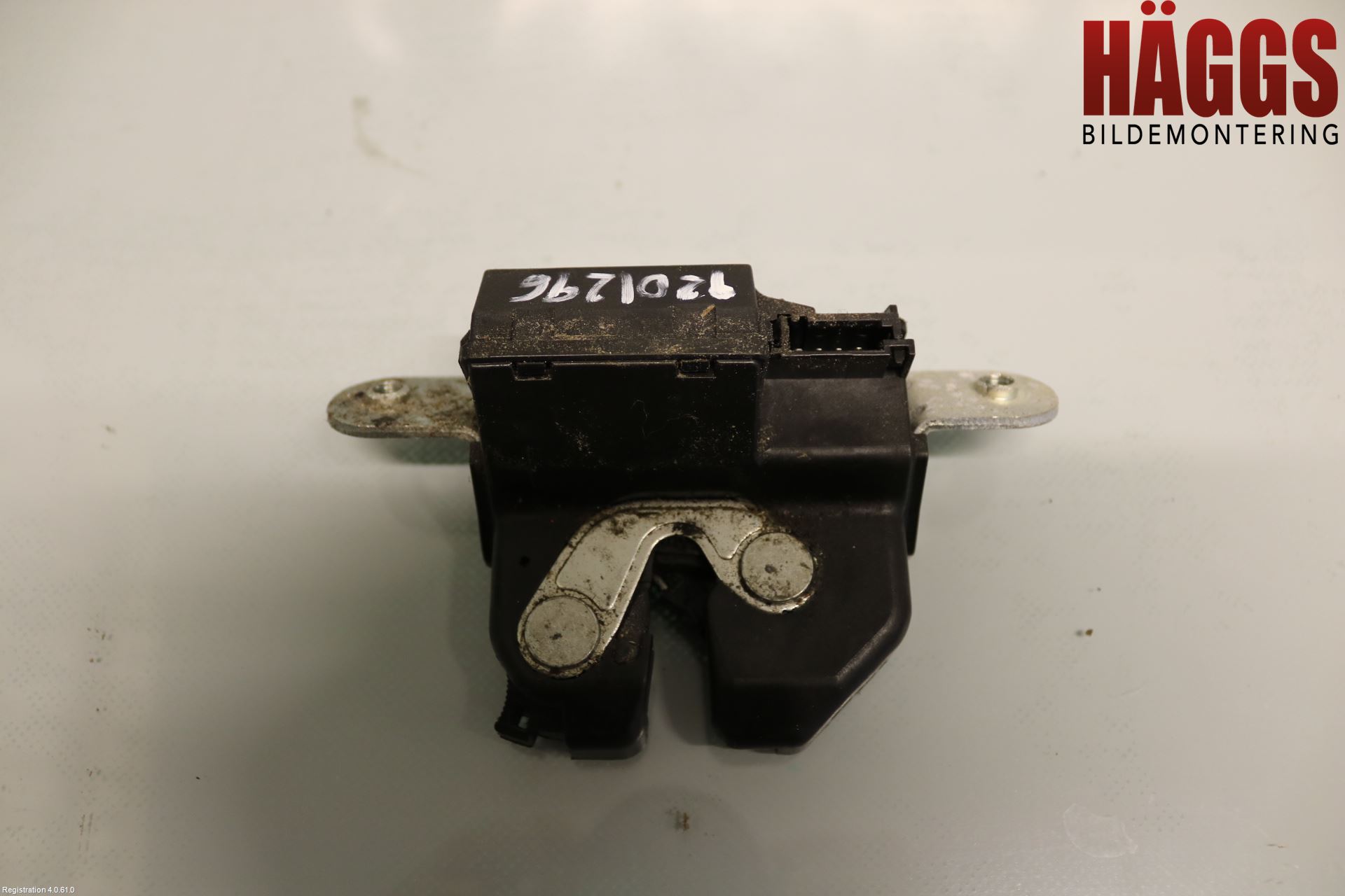 Opel CORSA D 07-14 Låskista Baklucka