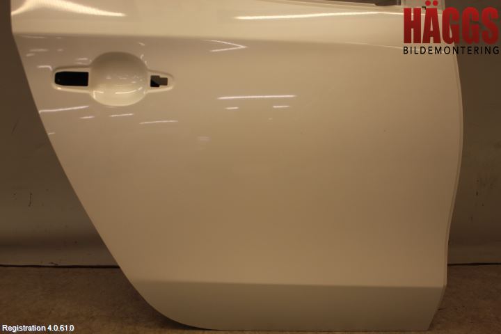 Fiat FULLBACK 16-19 Dörr Bak Höger