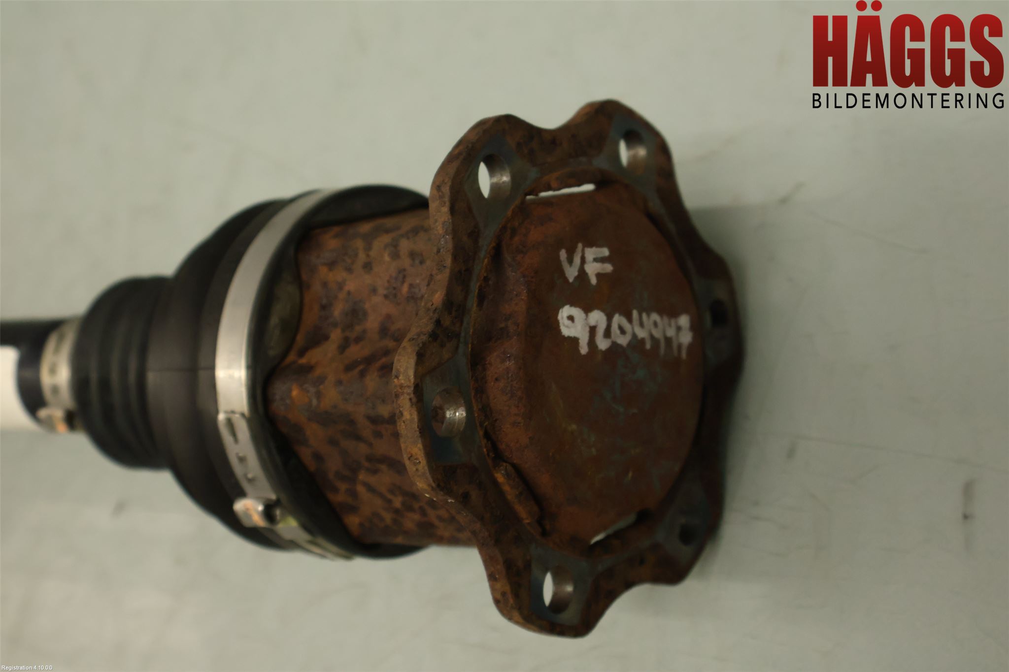 Audi A4/S4 08-11 Drivaxel Fram Vänster
