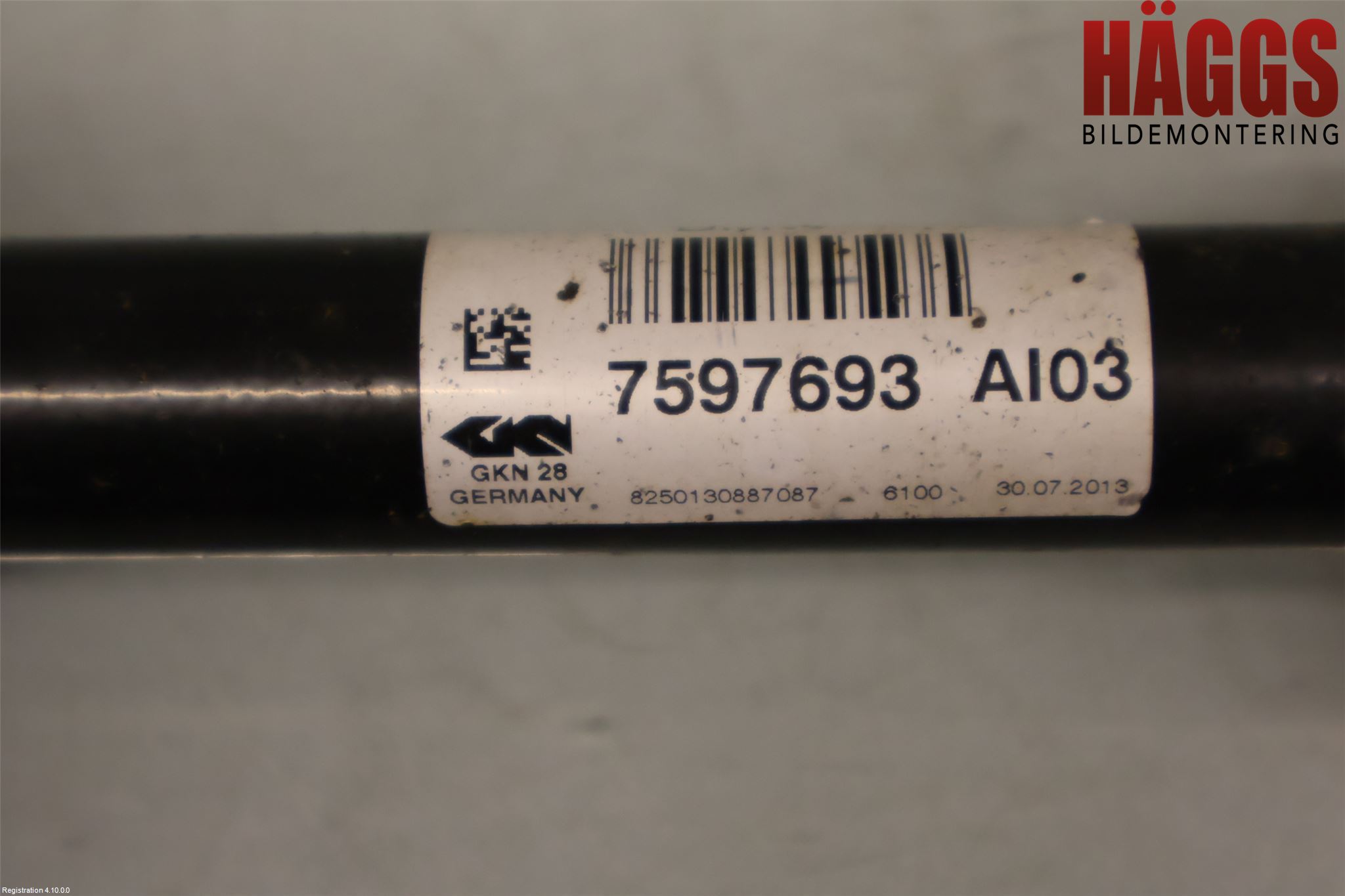 BMW 3 F30/F31/F80 12-19 Drivaxel Fram Vänster