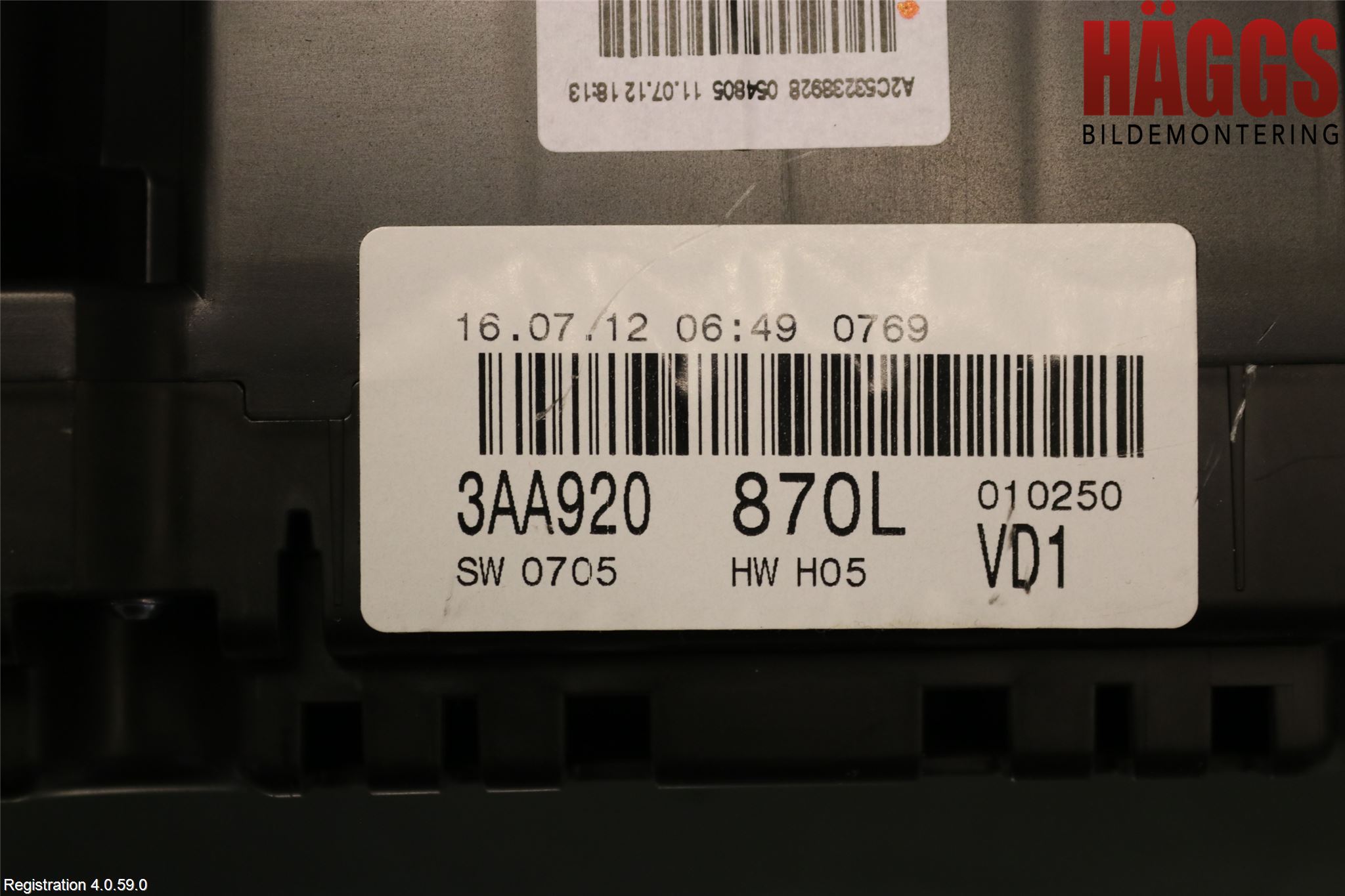 Volkswagen VW PASSAT 11-14 Instrument Komb