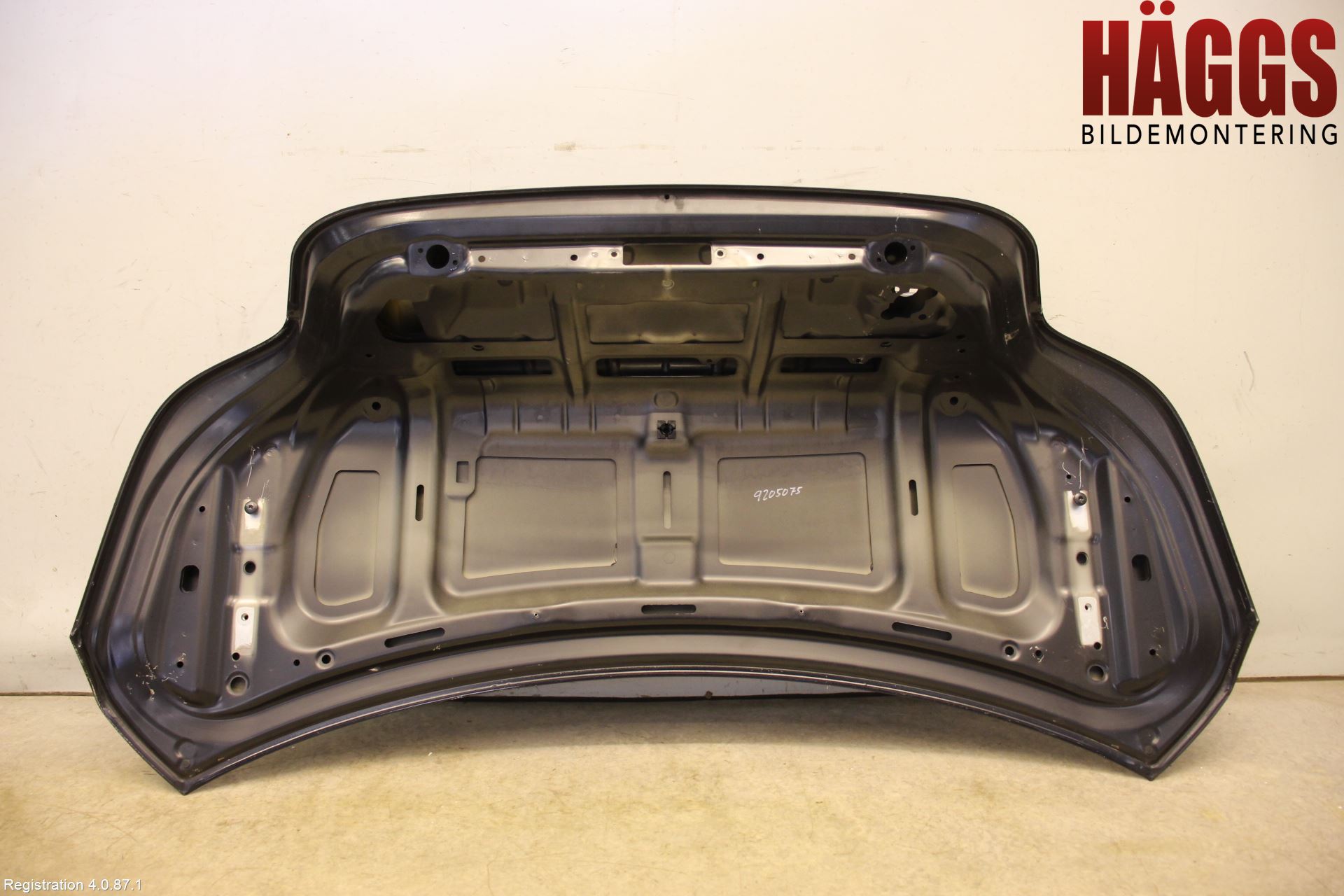 BMW 5 E60/61 Sed/Tou 02-10 Baklucka (Ej Med Ruta)