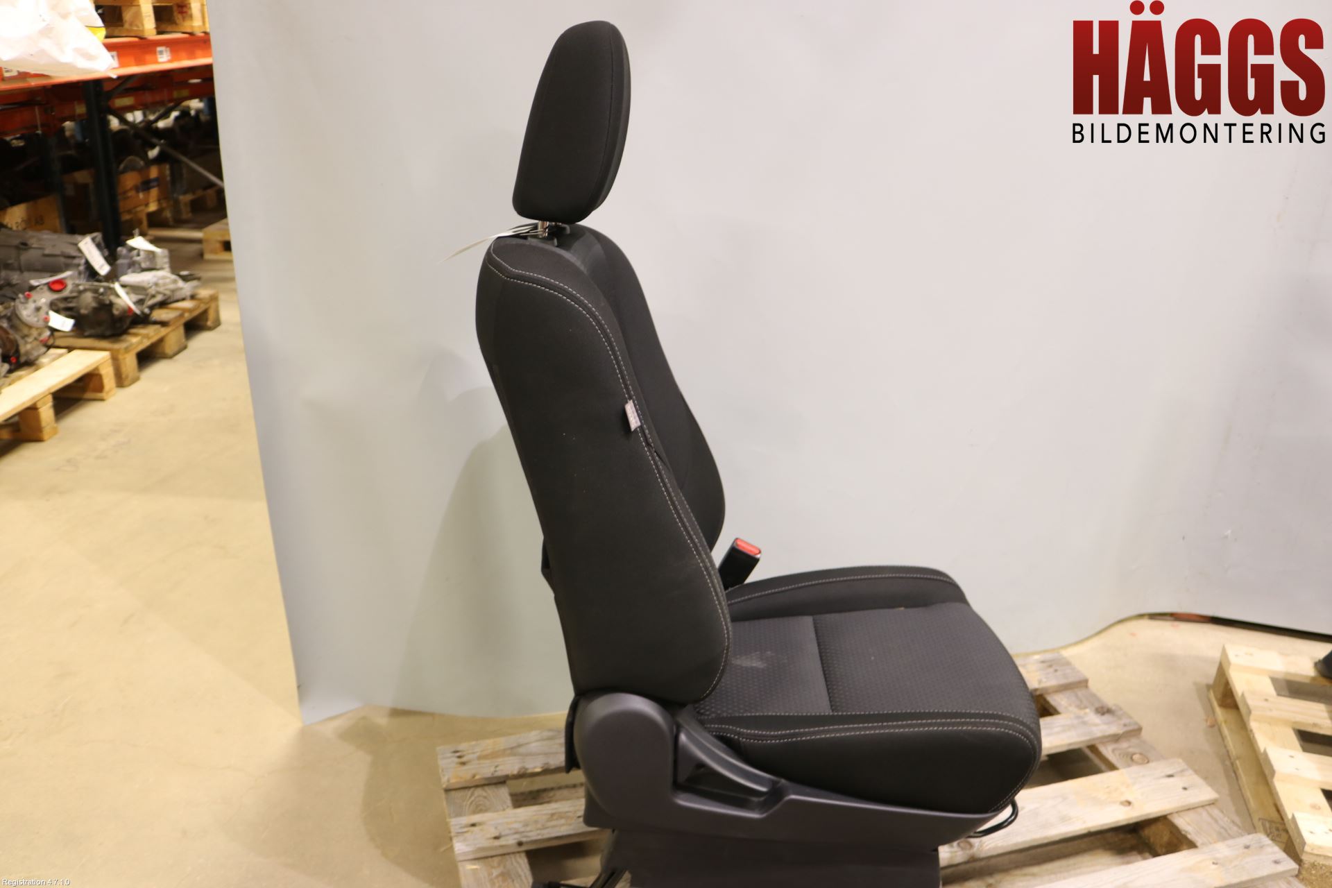 Mitsubishi OUTLANDER 13-21 Inredning Stol Fram Hö