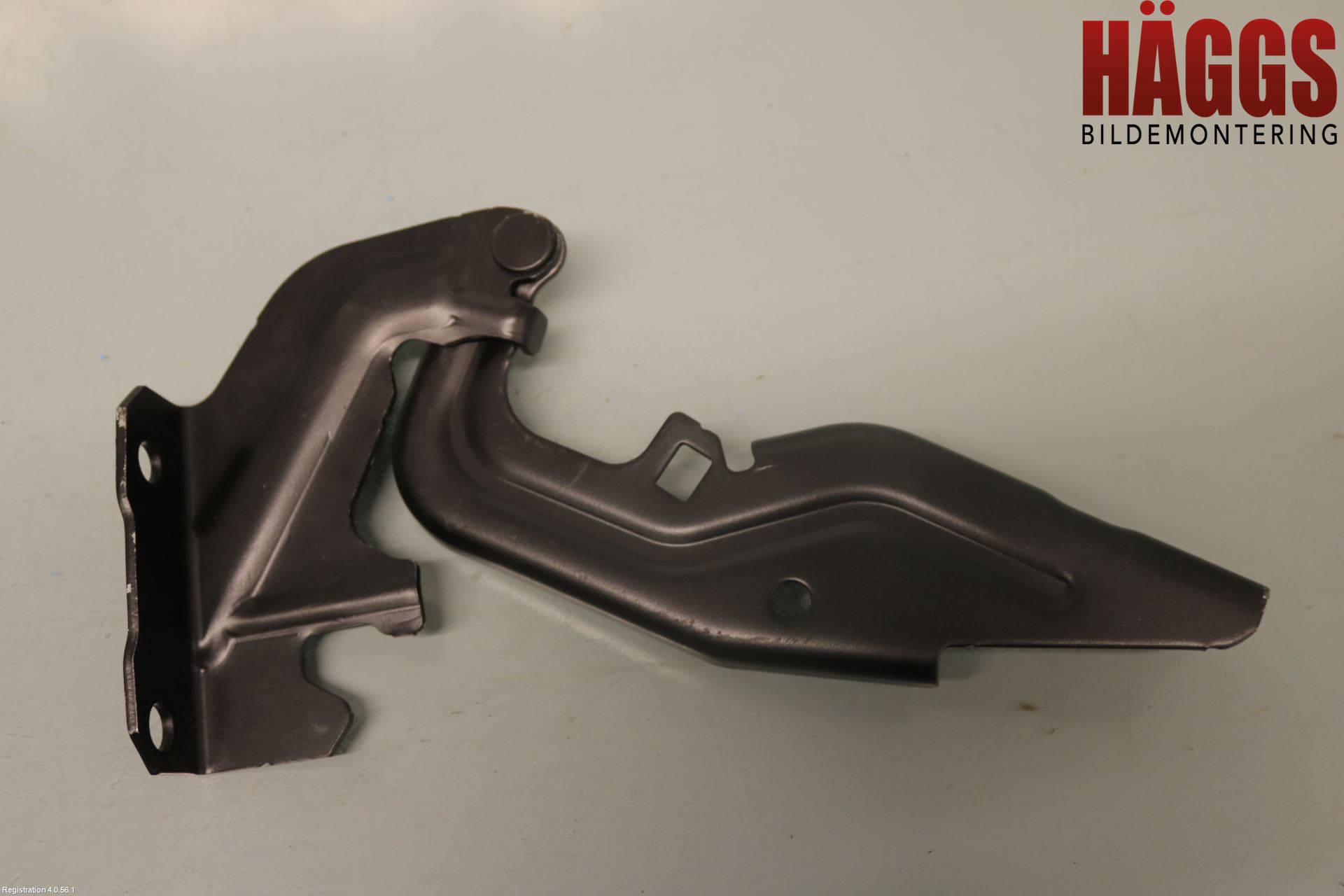 Mitsubishi LANCER 07-14 Huvgångjärn