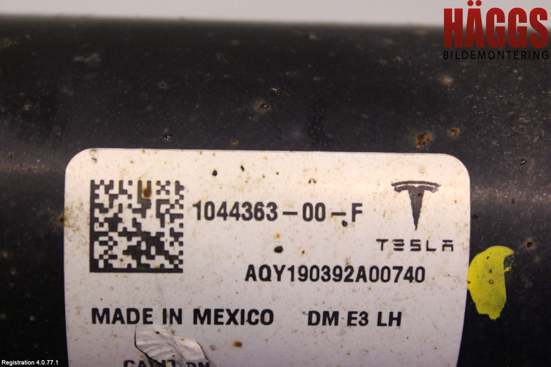 Tesla MODEL 3 17- Fjäderben Fram Vänster