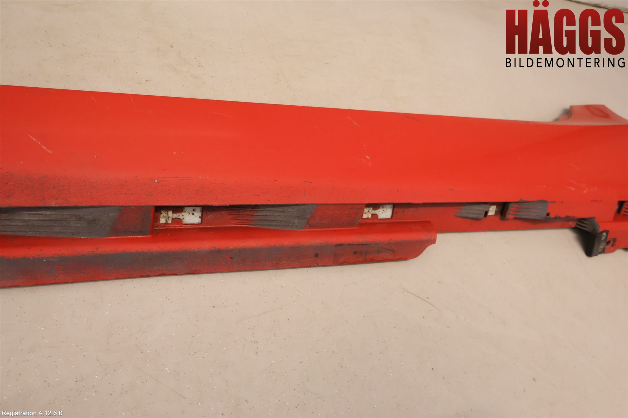 Volvo V40 12-19 Sidokjol Vä