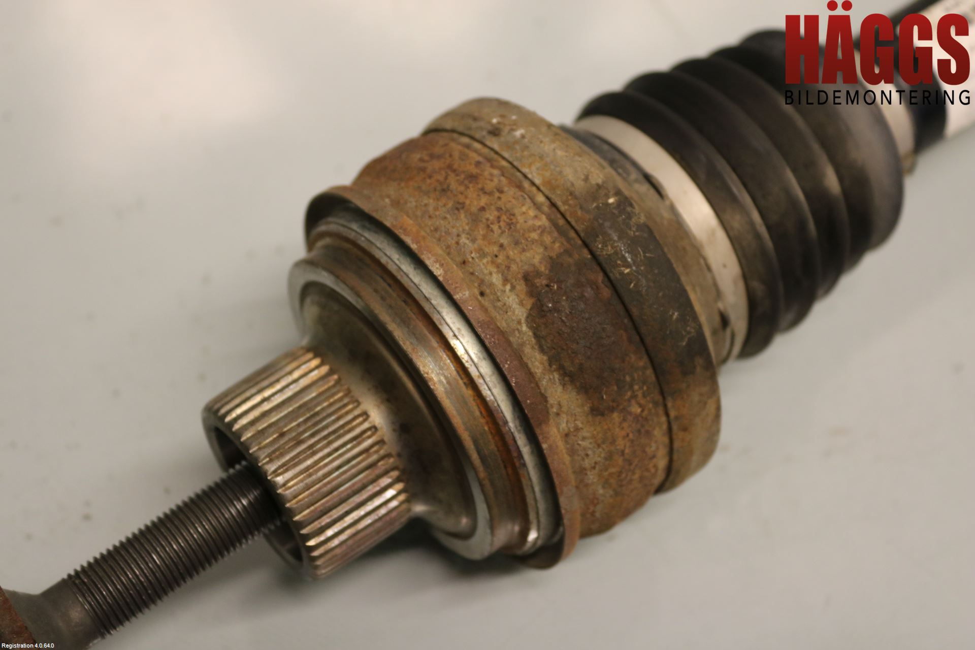 Volkswagen VW TOUAREG CR 18- Drivaxel Bak Vä-Hö