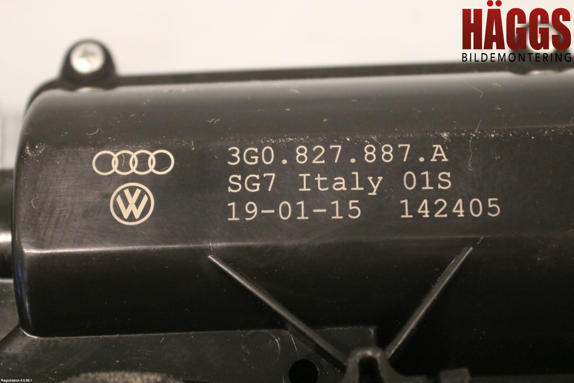 Volkswagen VW PASSAT 15-19 Bakluckeöppnare Automatisk