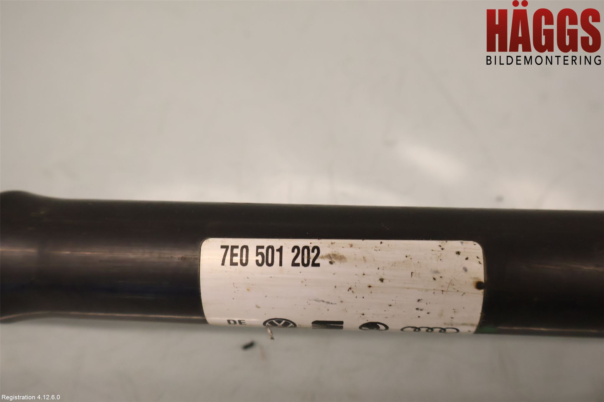 Volkswagen VW TRANSP/CARAVELLE (T5) 04-15 Drivaxel Bak Höger