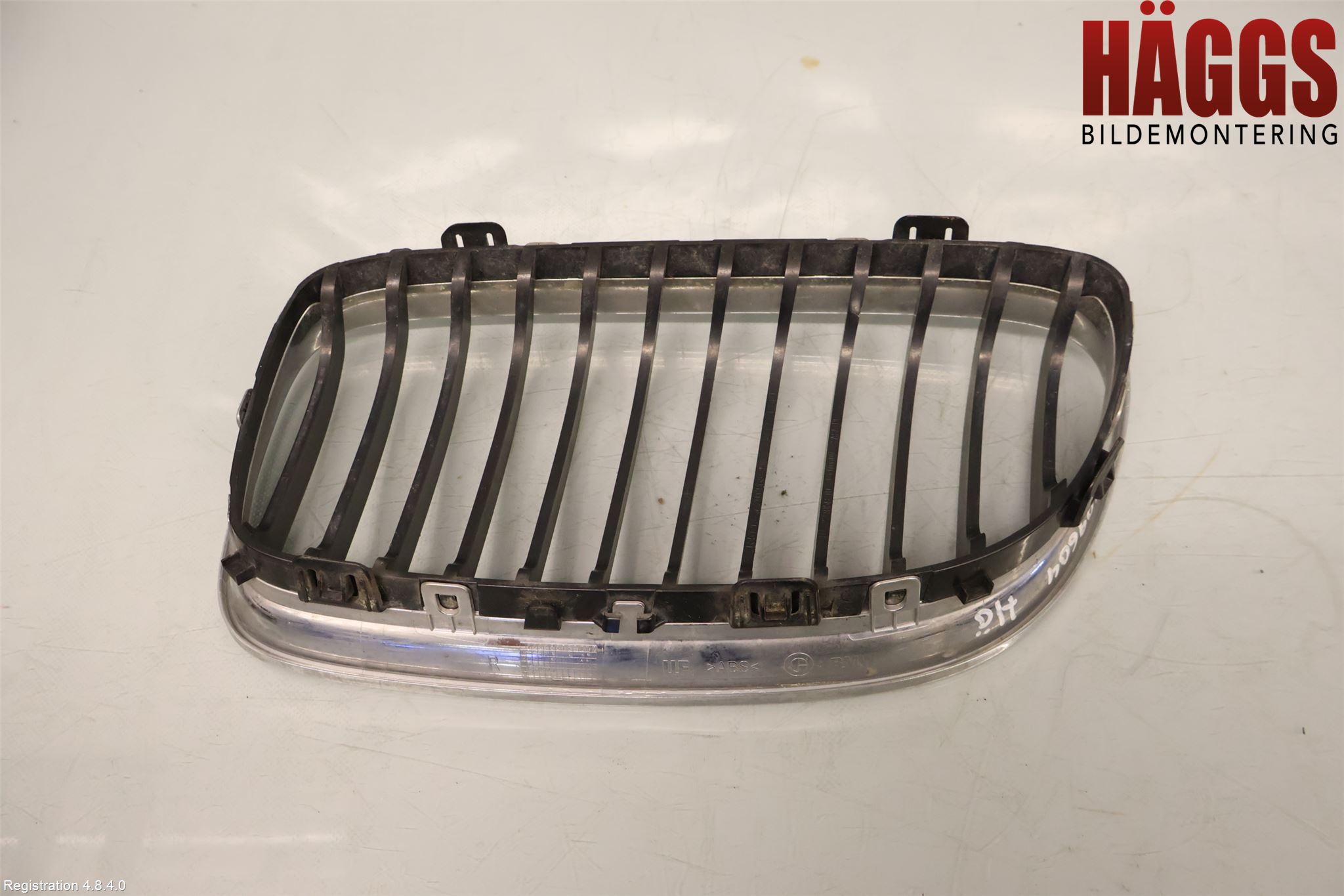 BMW 3 E90/91 SED/TOU 05-12 Grilldel Höger
