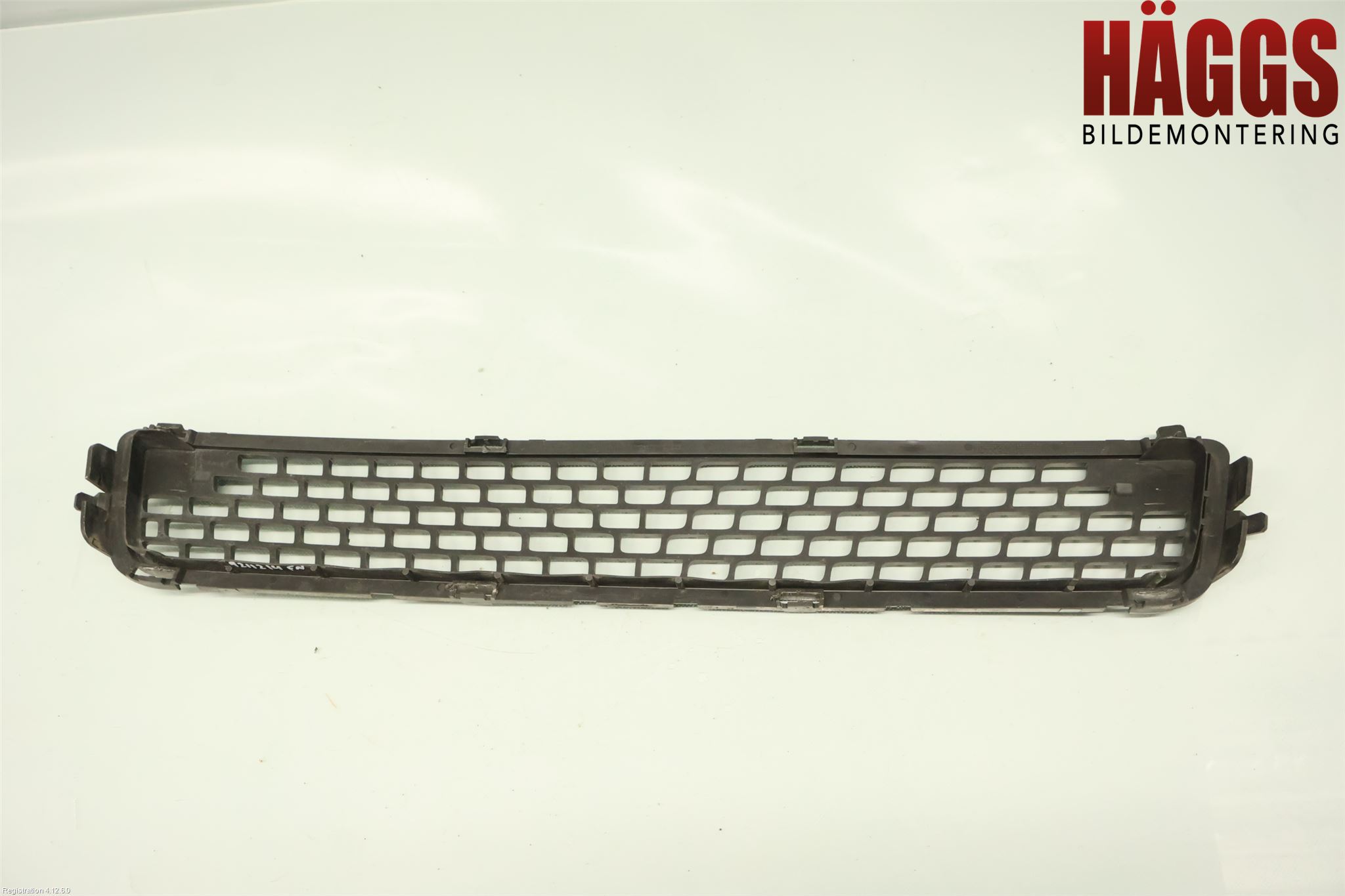 Volvo V70 08-13 Grilldel Mitt
