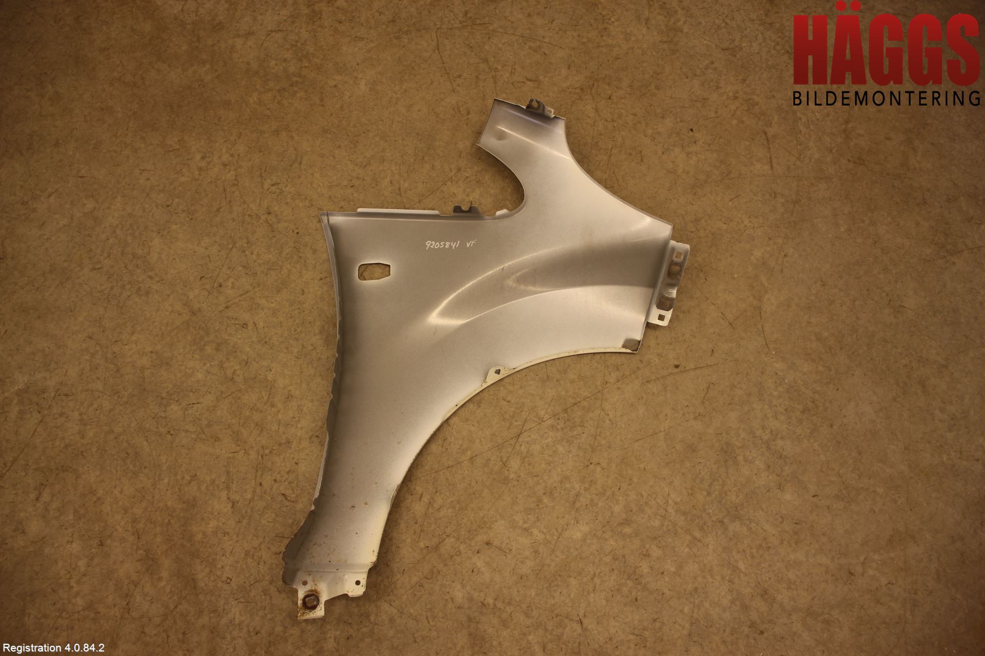 Peugeot iOn Skärm Fram Vänster