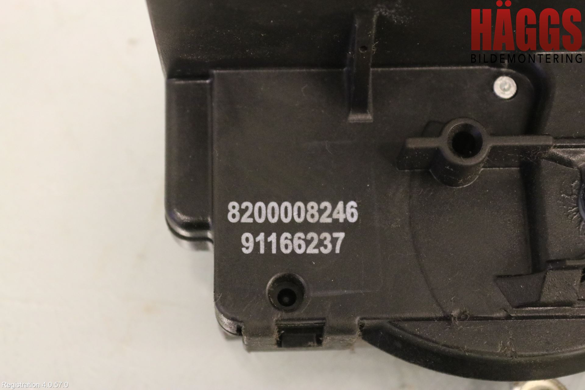 Opel VIVARO 01-14 Låskista-Dörrlås