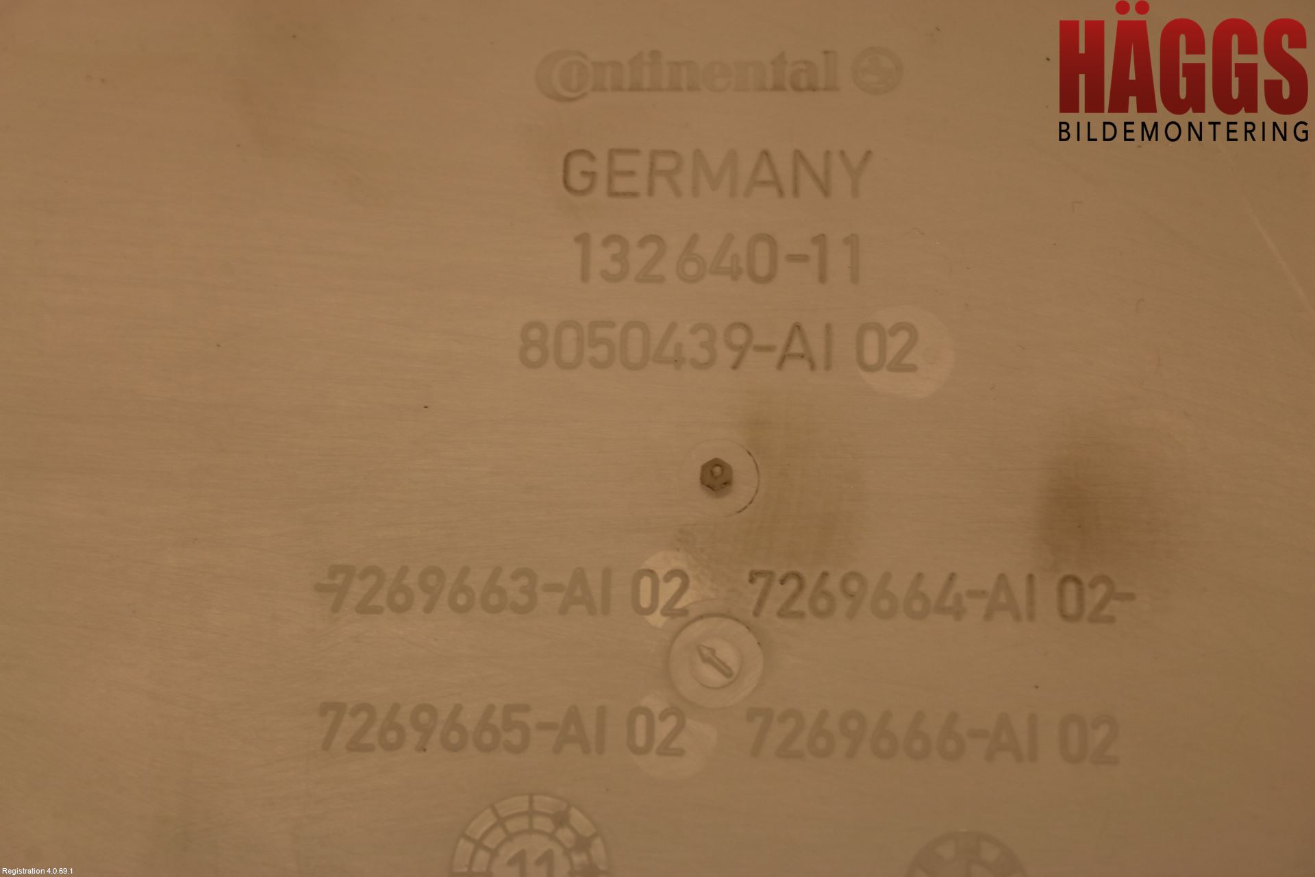 BMW 5 F10/F11/F18 09-17 Spolartank Vindruta-Strål