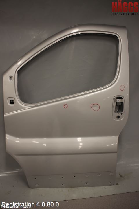 Opel VIVARO 01-14 Dörr Fram Vänster
